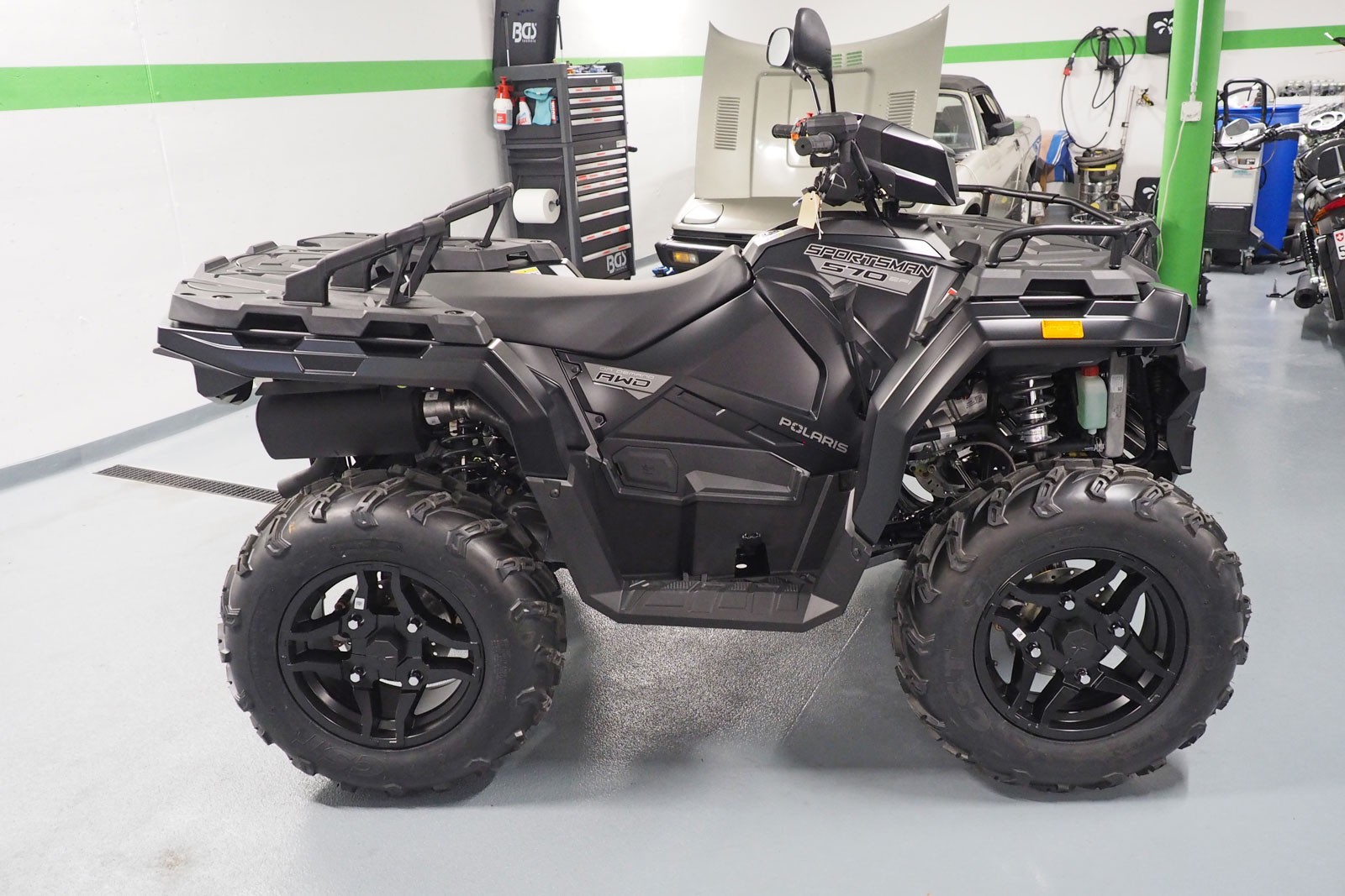 POLARIS Sportsman 570 4x4-image-7