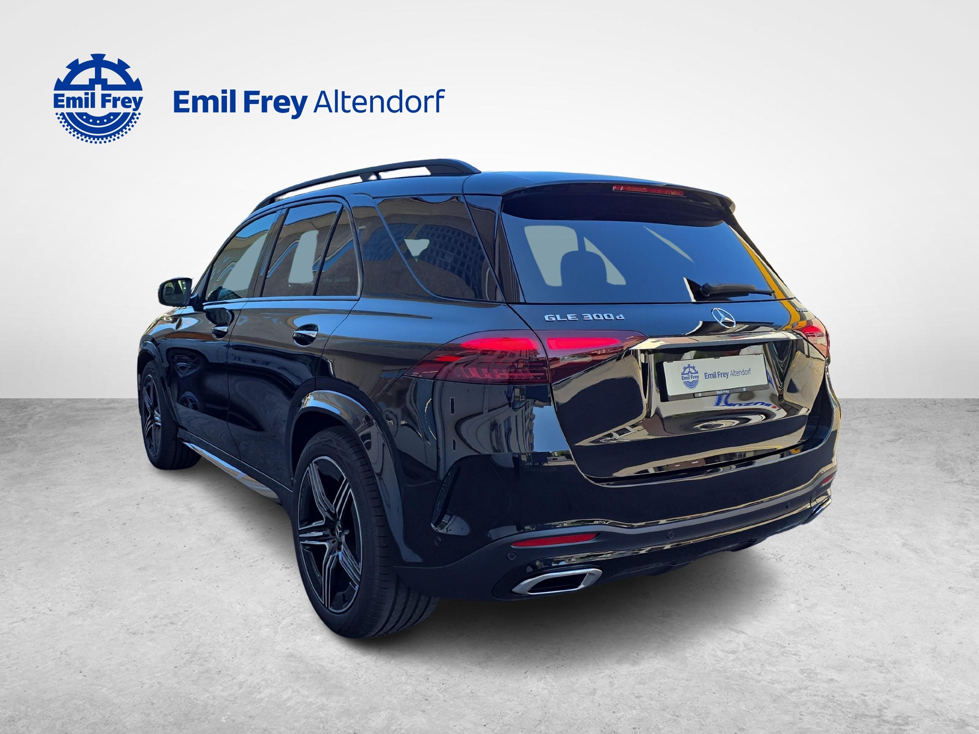 MERCEDES-BENZ GLE 300 d 4MATIC AMG Line-showroom-element-2