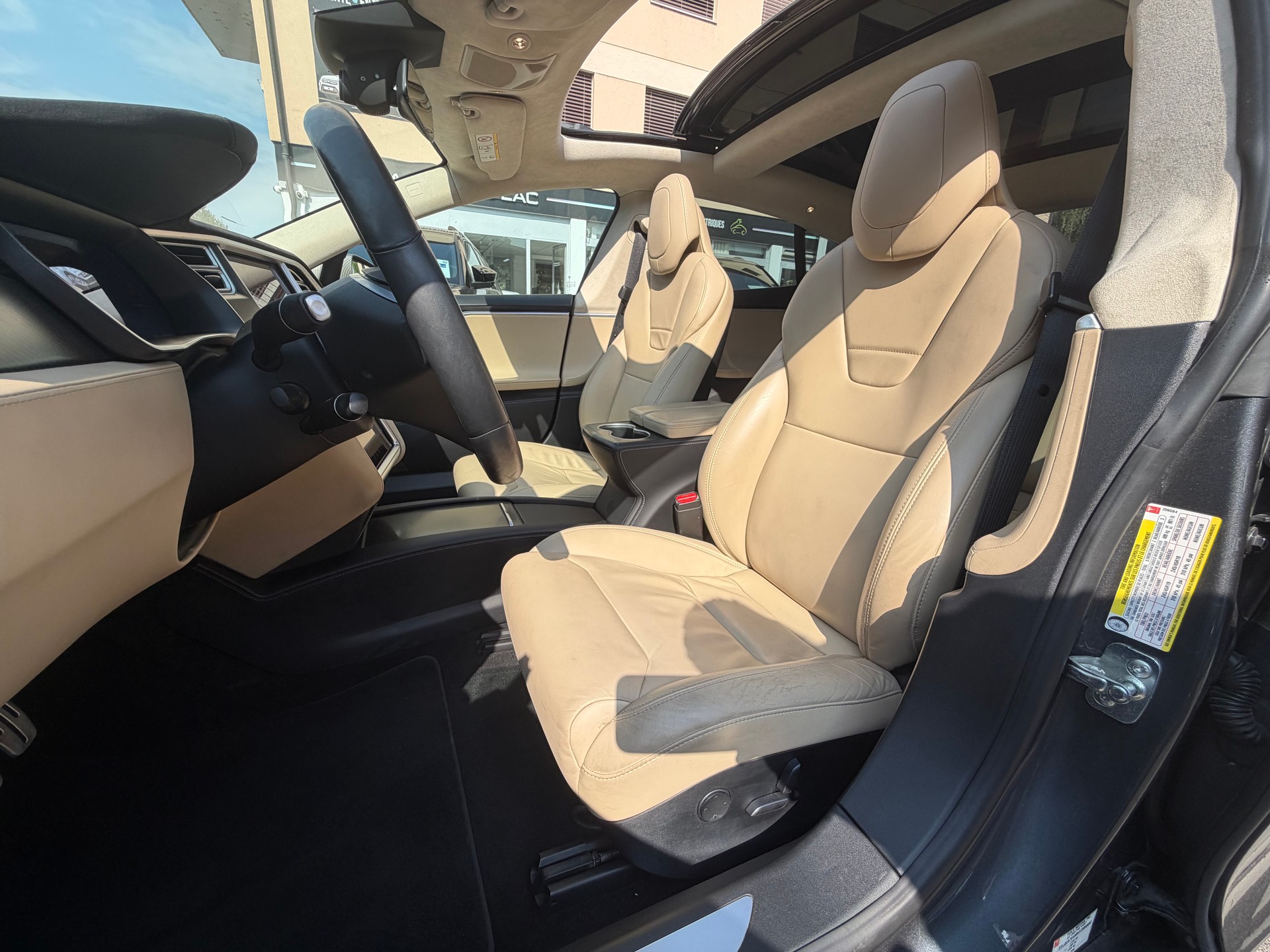 TESLA Model S 100 D Performance-image-9