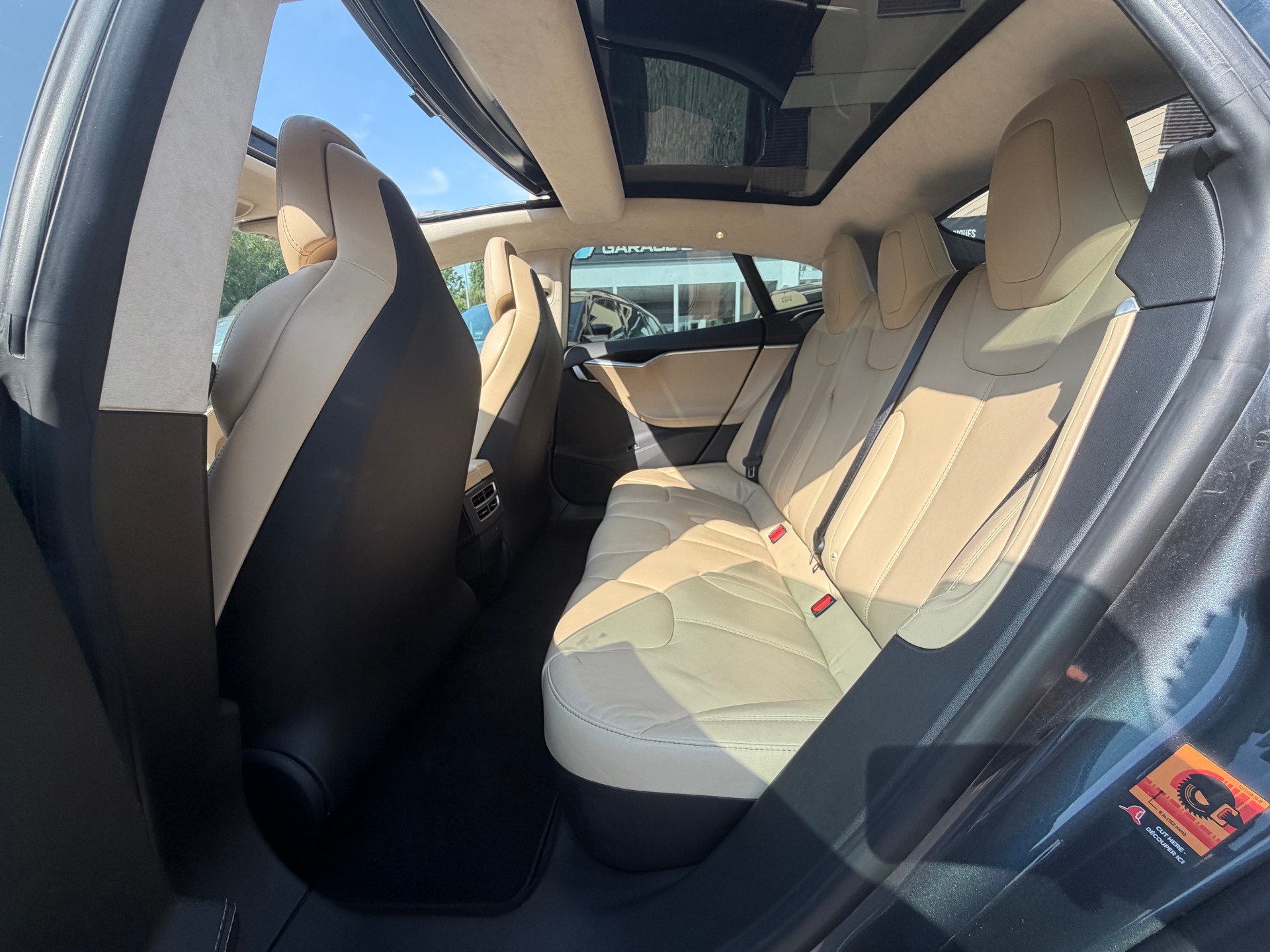 TESLA Model S 100 D Performance-image-8