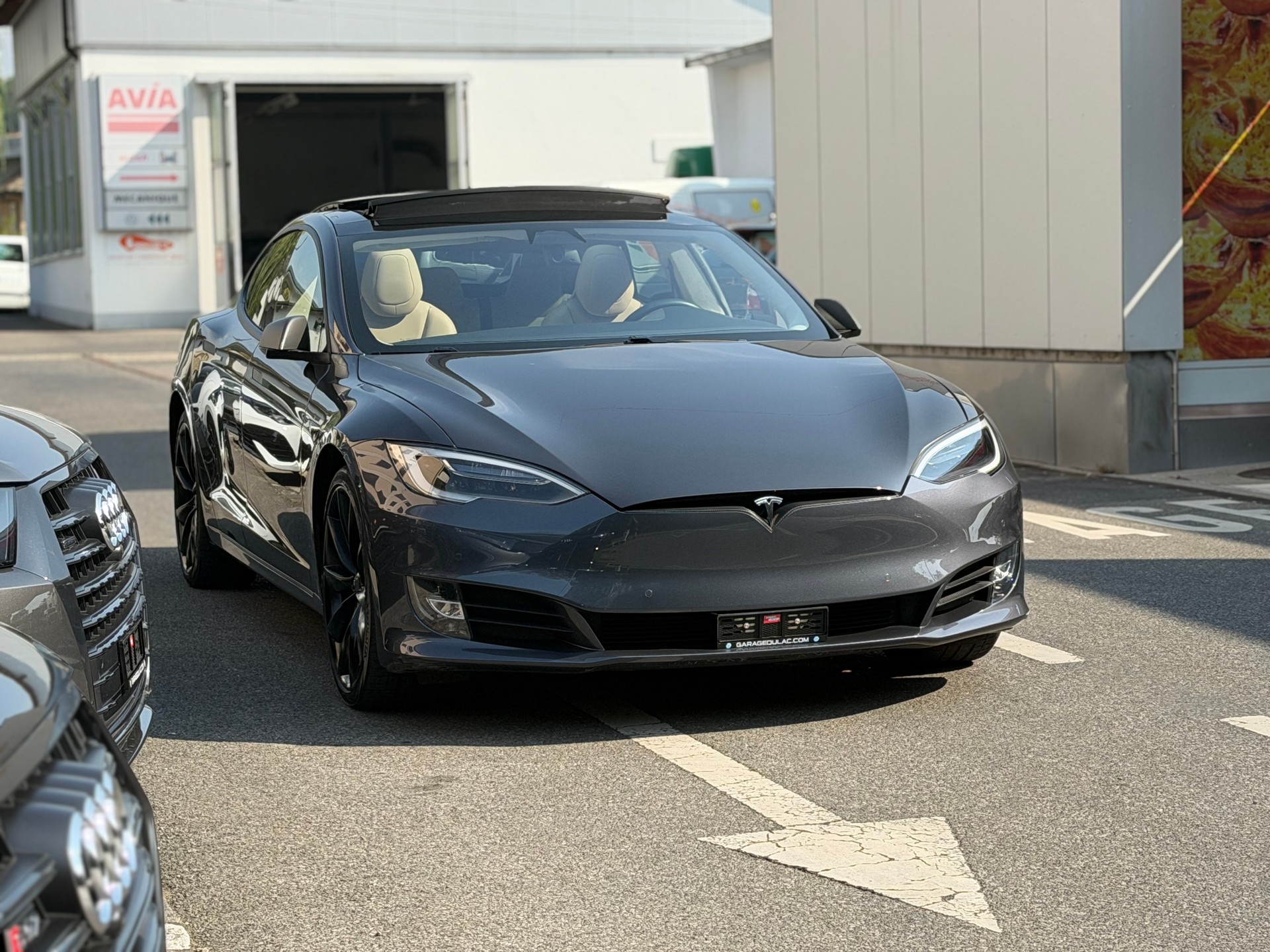 TESLA Model S 100 D Performance-image-2