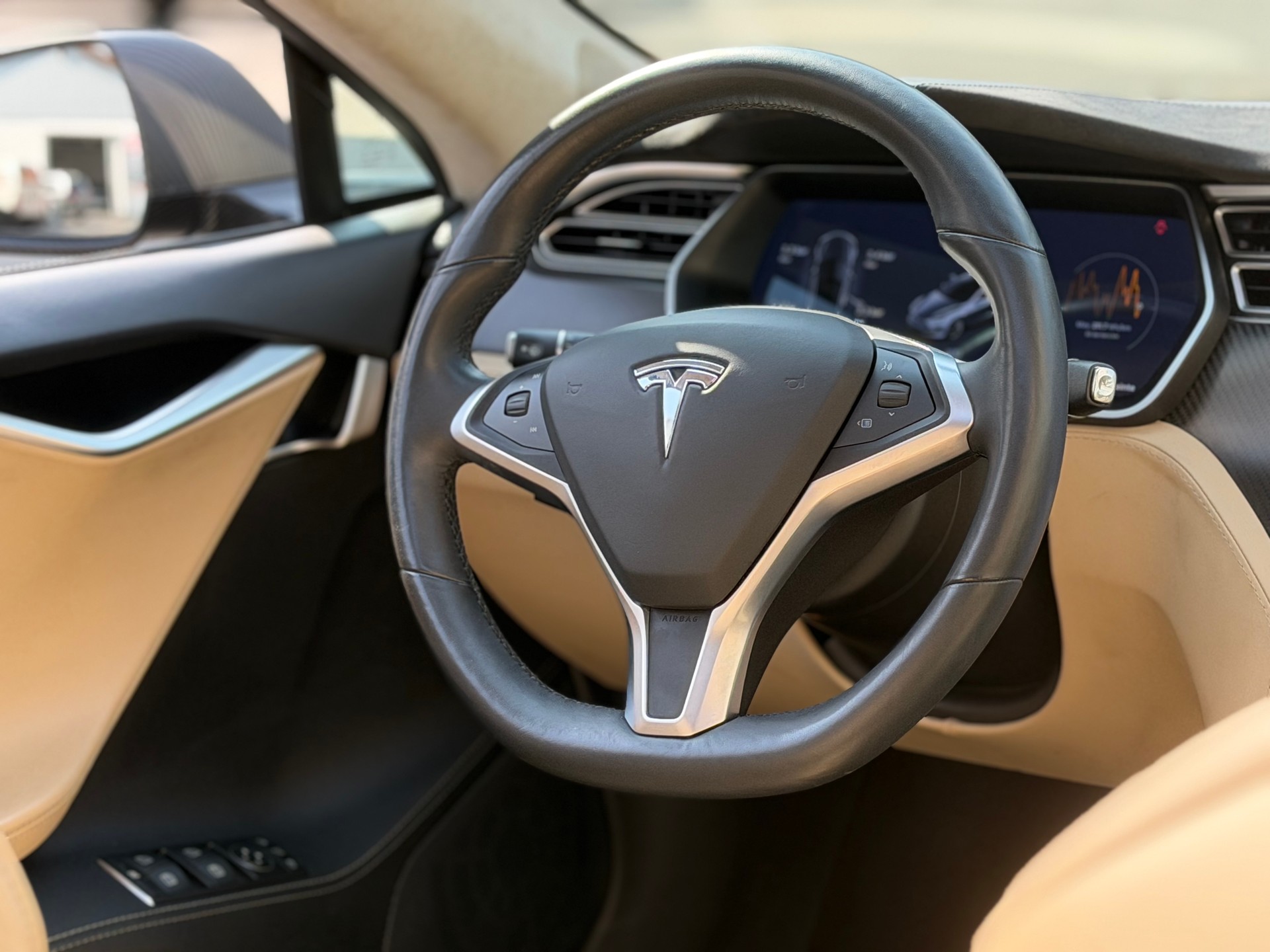 TESLA Model S 100 D Performance-image-10