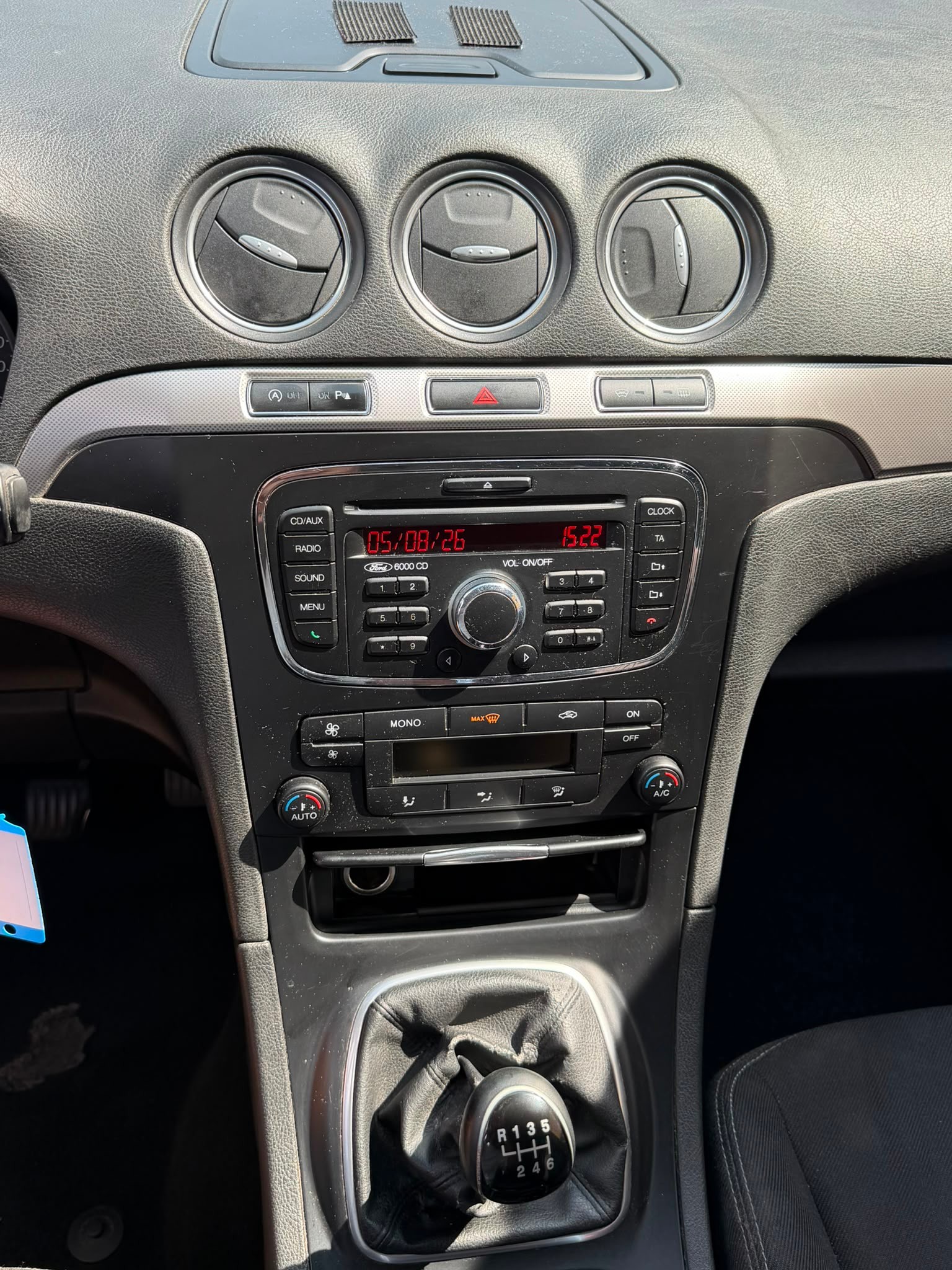 FORD Galaxy 1.6 SCTi KNIE-Edition *7-PLÄTZE*-image-9