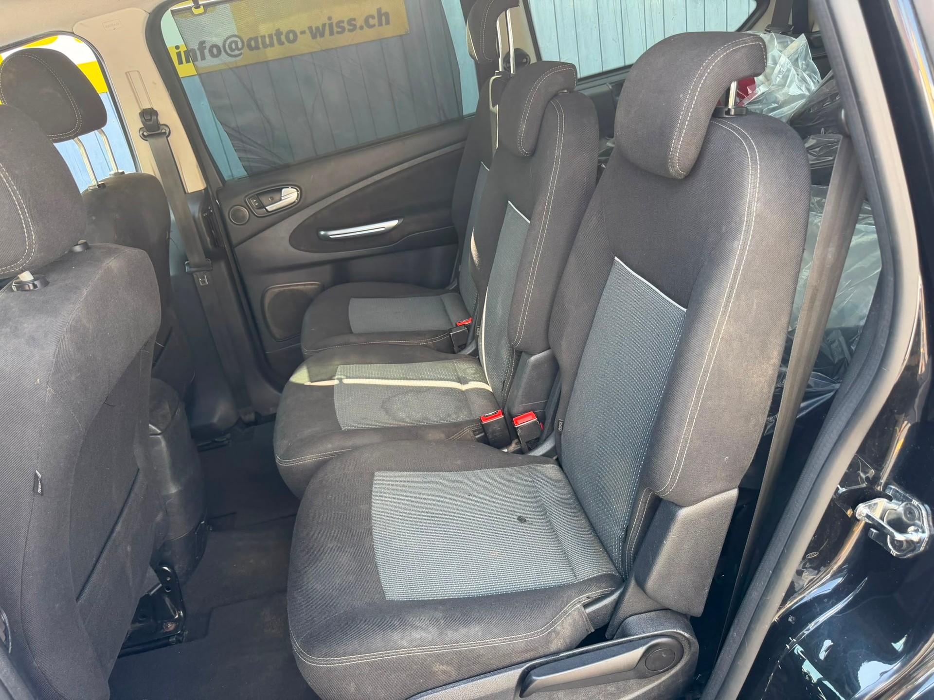 FORD Galaxy 1.6 SCTi KNIE-Edition *7-PLÄTZE*-image-13