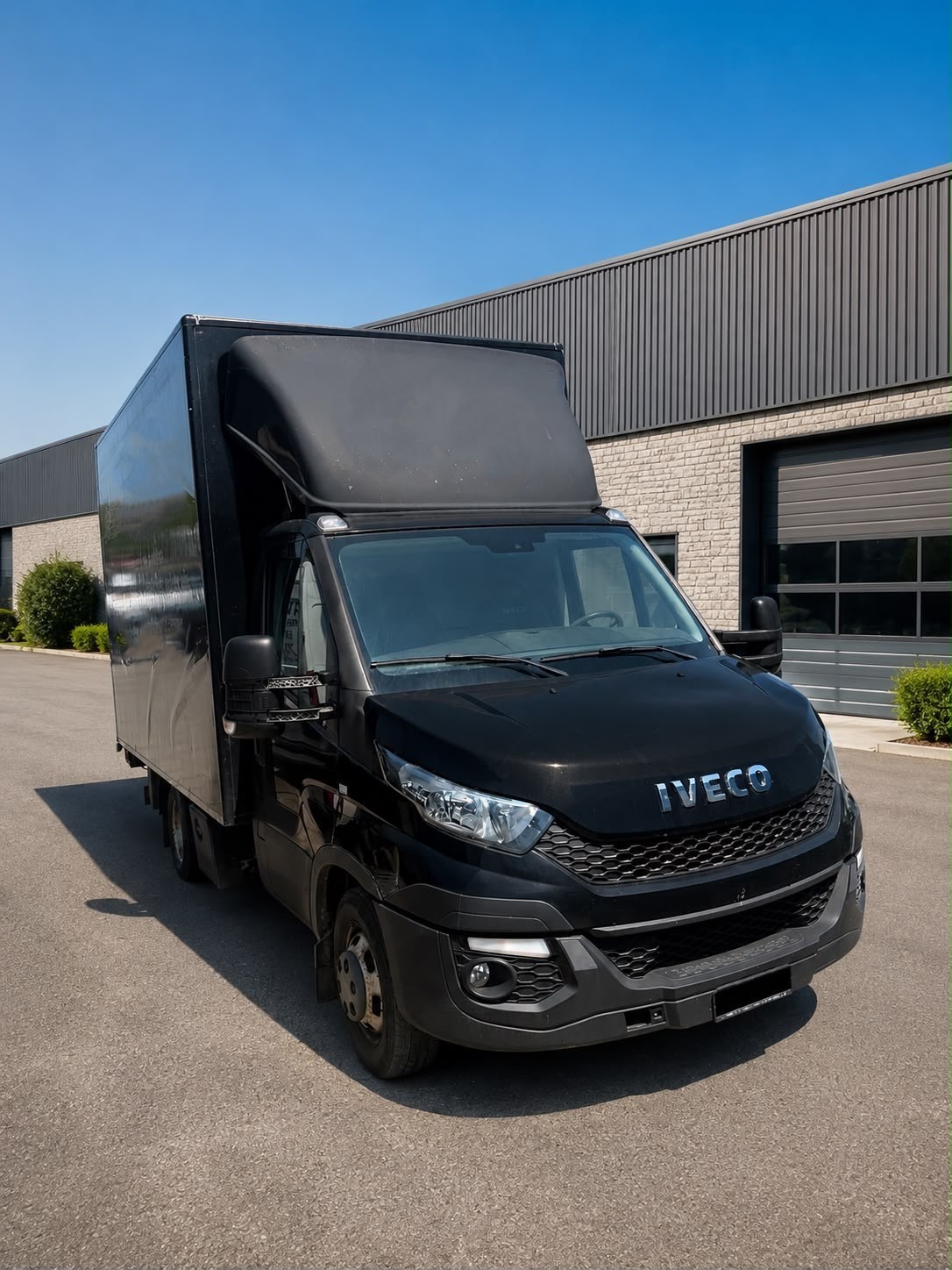 IVECO 35 C 17-image-4