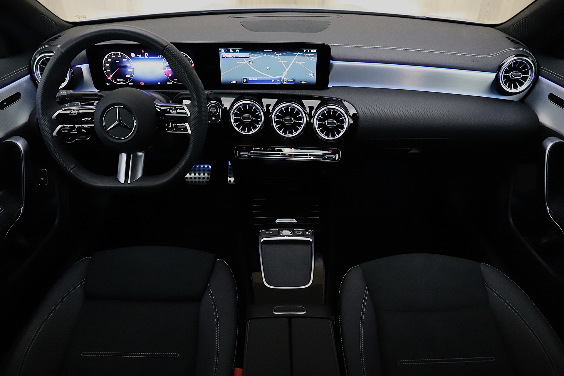 MERCEDES-BENZ CLA 200d 7G-DCT AMG Line Night Edition und Advanced Plus-image-5