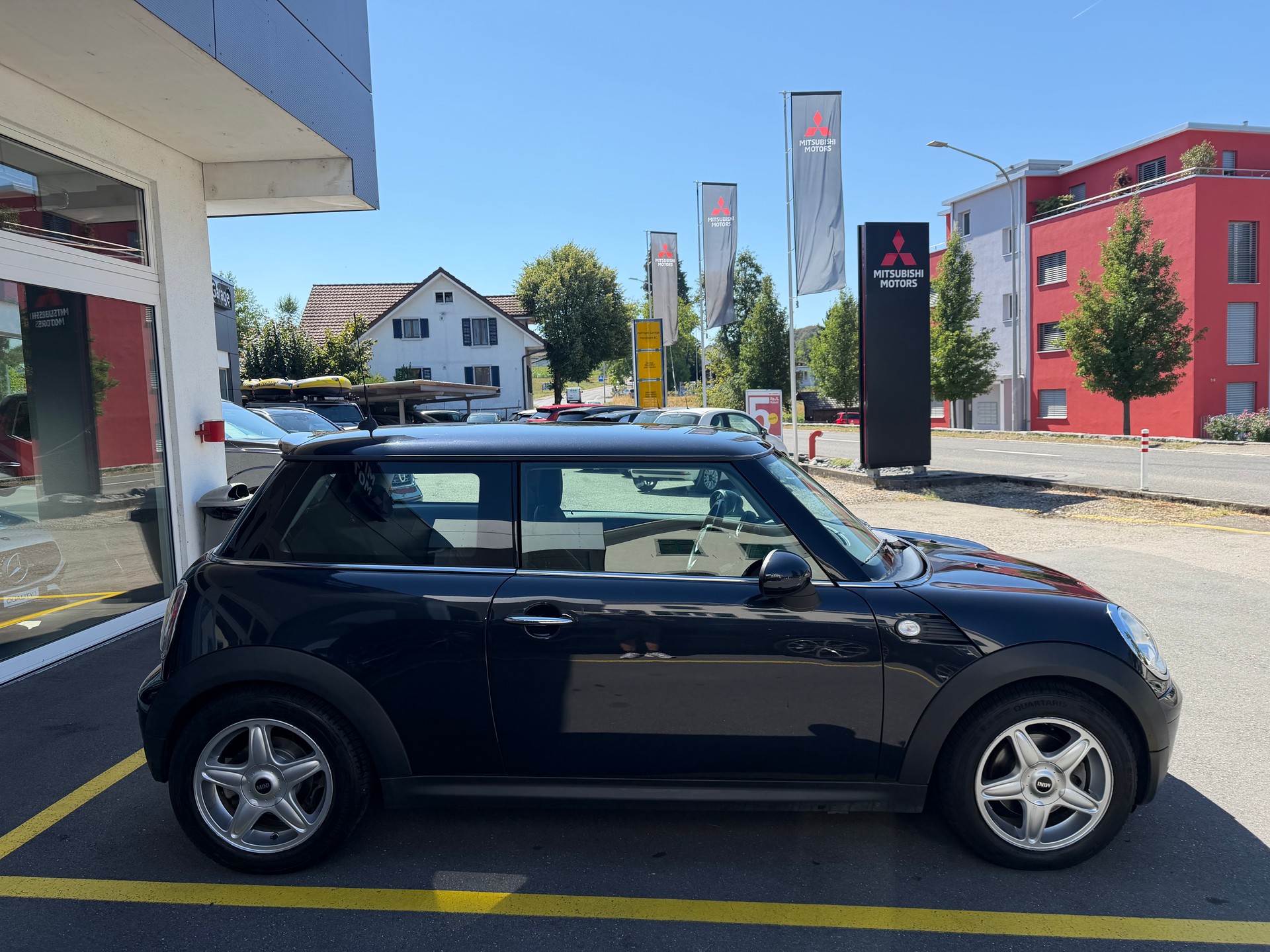 MINI Cooper-image-2