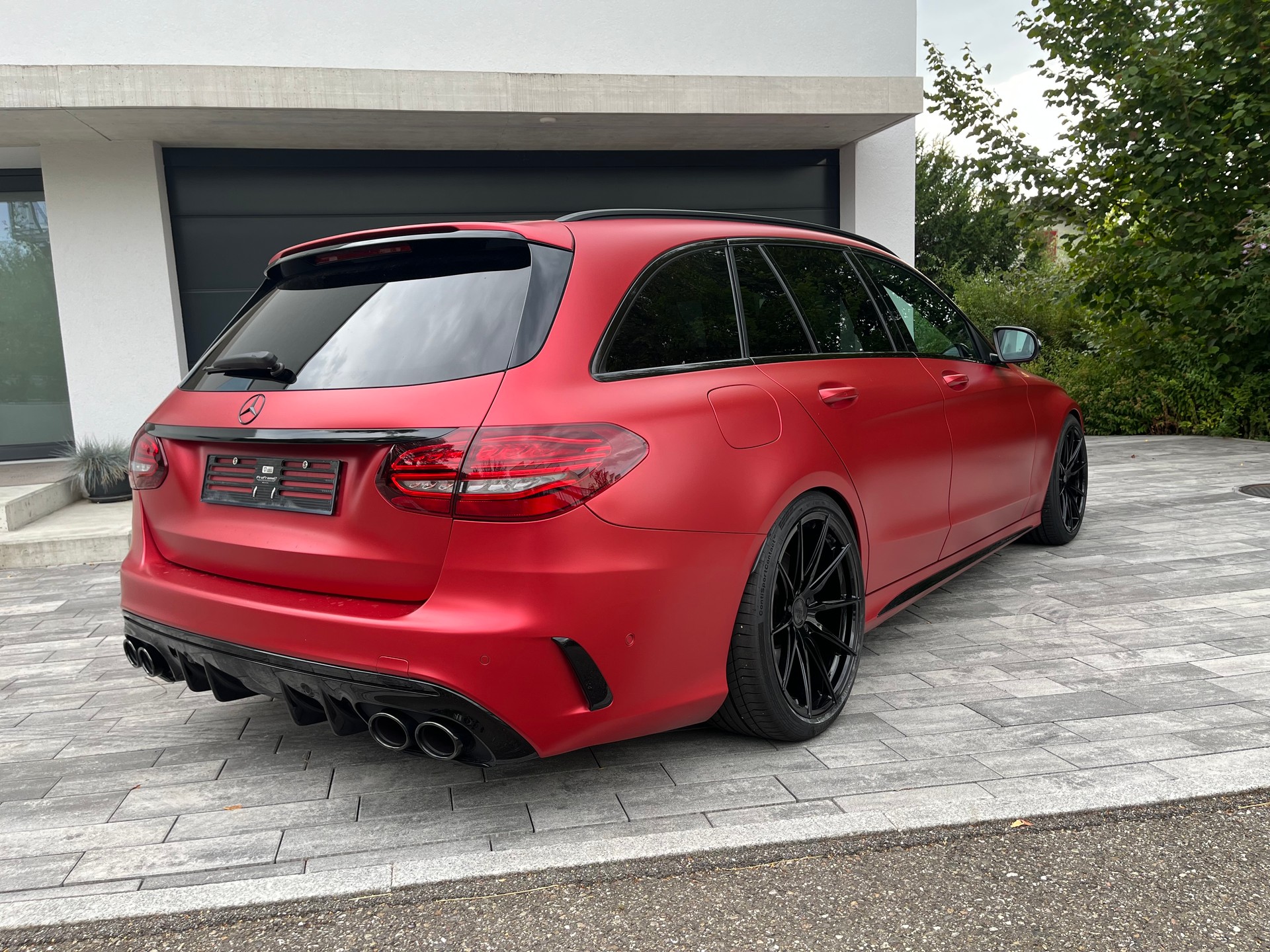 MERCEDES-BENZ C 43 AMG 4matic-image-1