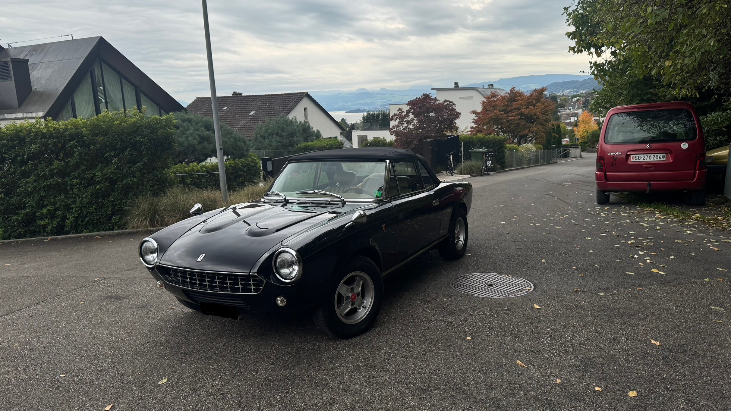 Car photo
