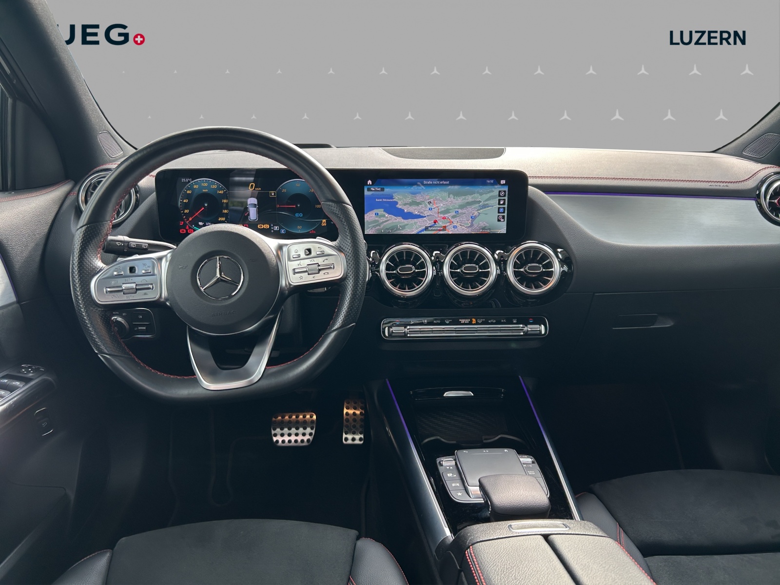 MERCEDES-BENZ EQA 350 AMG Line 4Matic-image-10