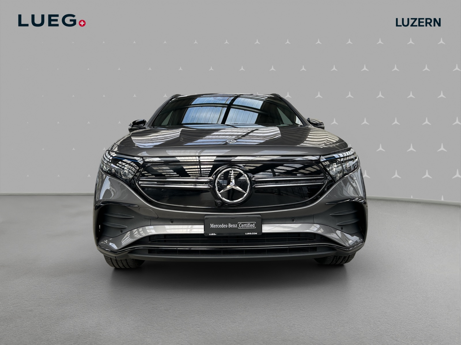 MERCEDES-BENZ EQA 350 AMG Line 4Matic-image-5