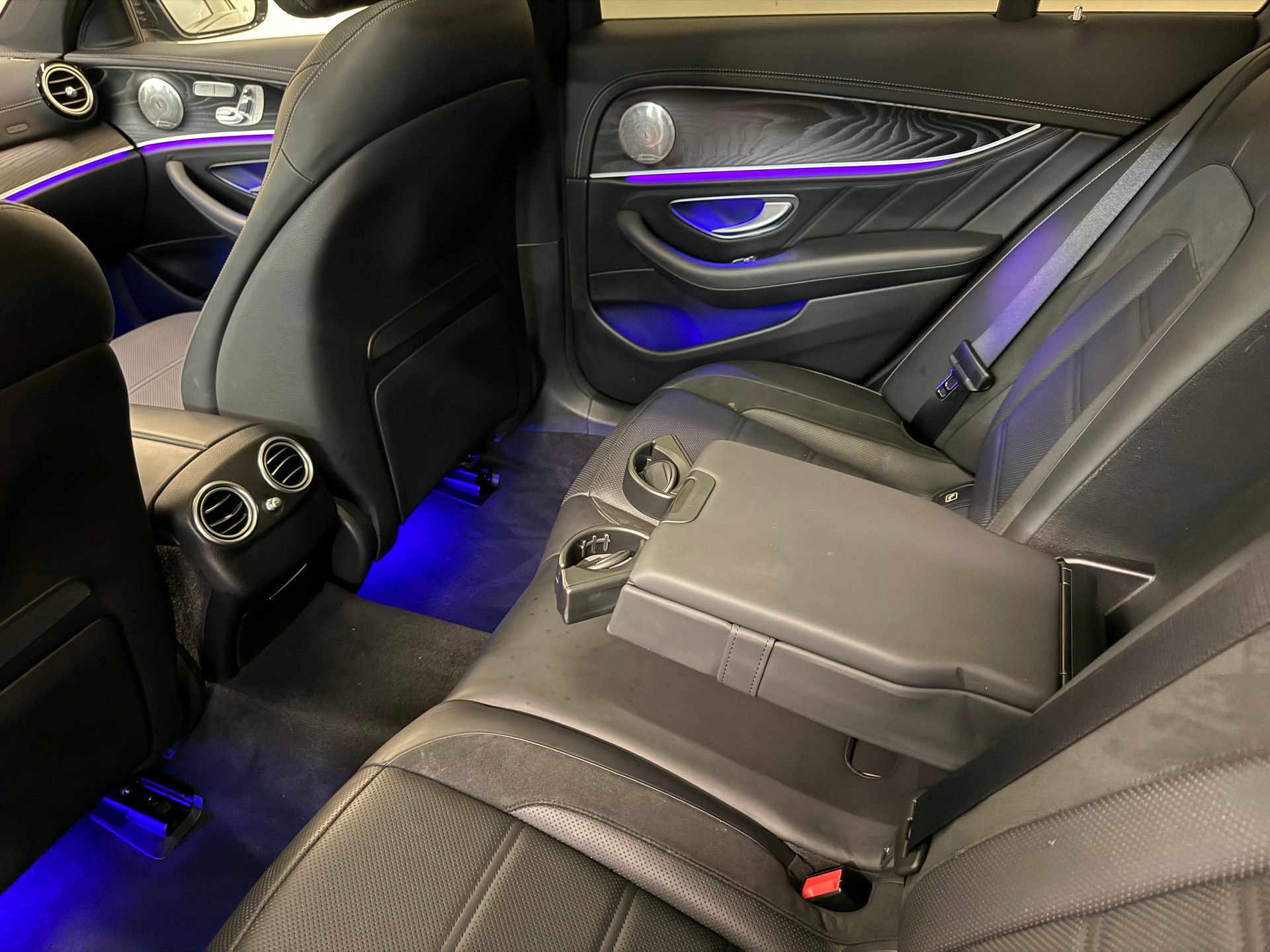 MERCEDES-BENZ AMG E 53 4Matic+ Speedshift 9G-TCT-image-25
