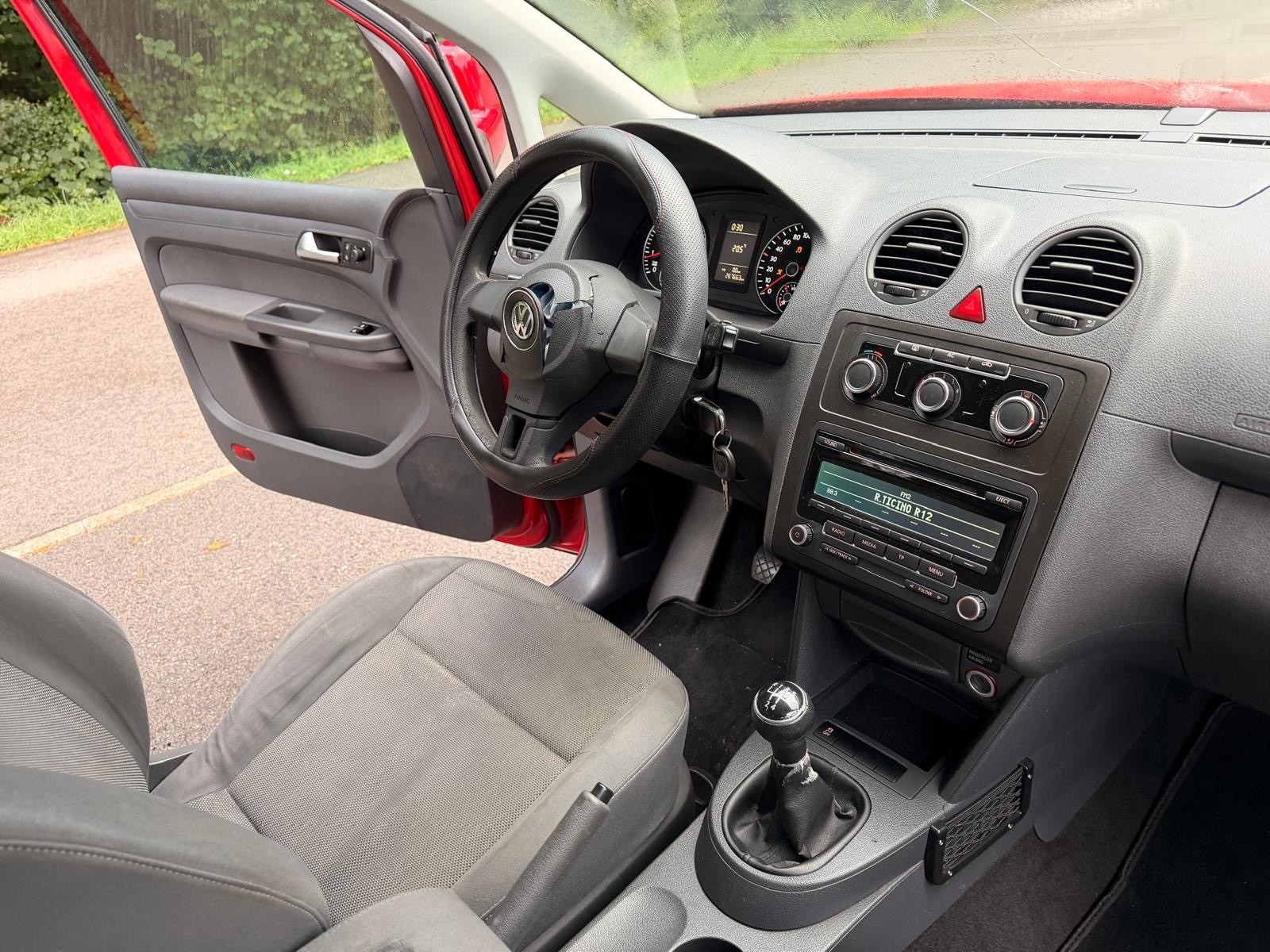 VW Caddy 1.2 TSI Trendline-image-12