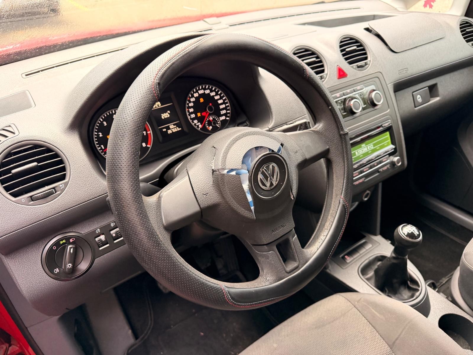 VW Caddy 1.2 TSI Trendline-image-9