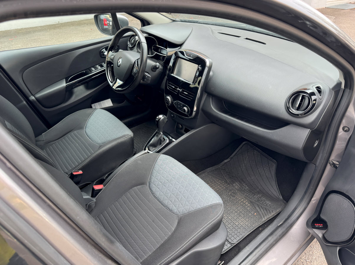 RENAULT Clio Grandtour 1.2 16V T Swiss Edition EDC-image-4