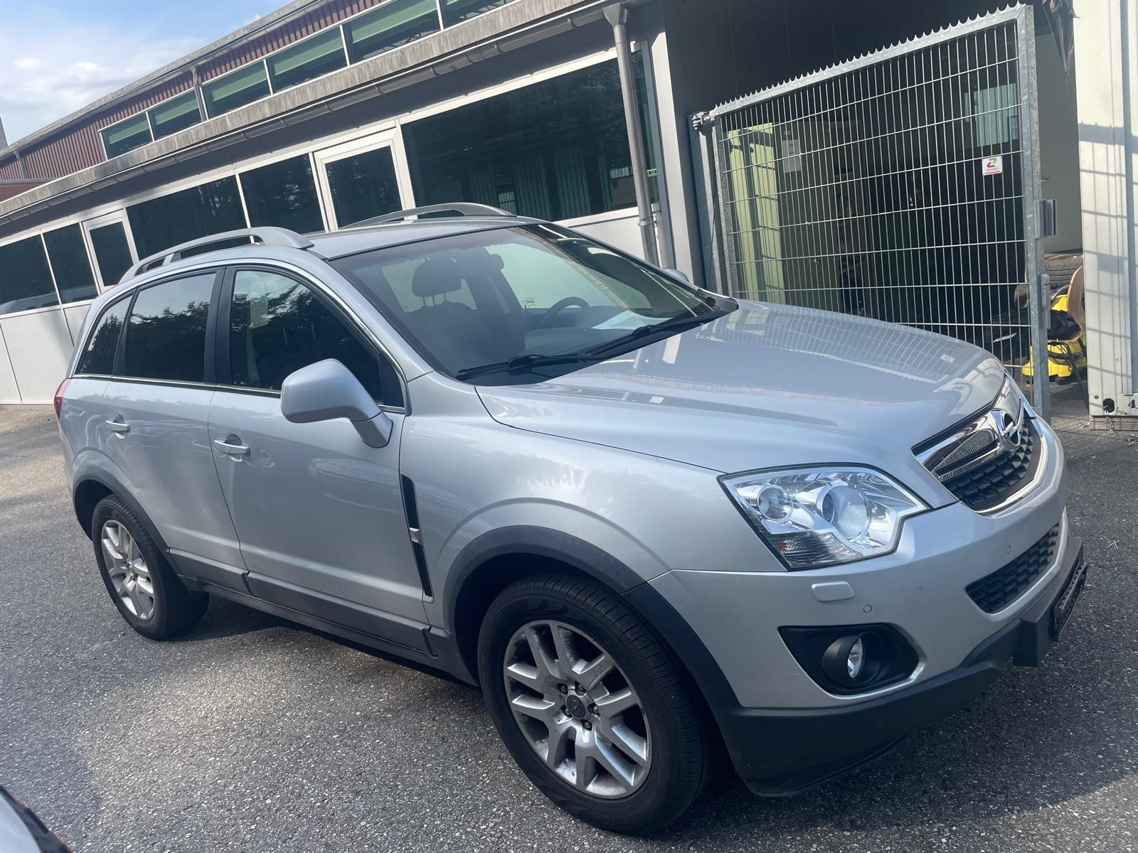 OPEL Antara 2.2 CDTi Cosmo 4WD Automatic-image-11