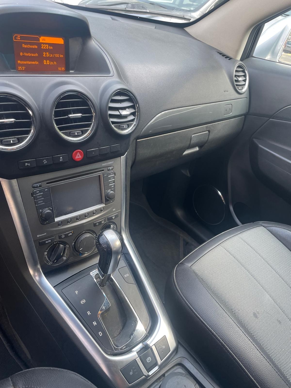 OPEL Antara 2.2 CDTi Cosmo 4WD Automatic-image-6