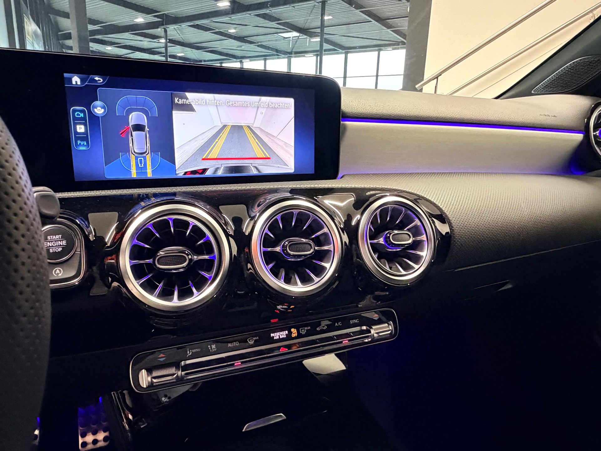 MERCEDES-BENZ A 200 AMG 7G-DCT-image-24