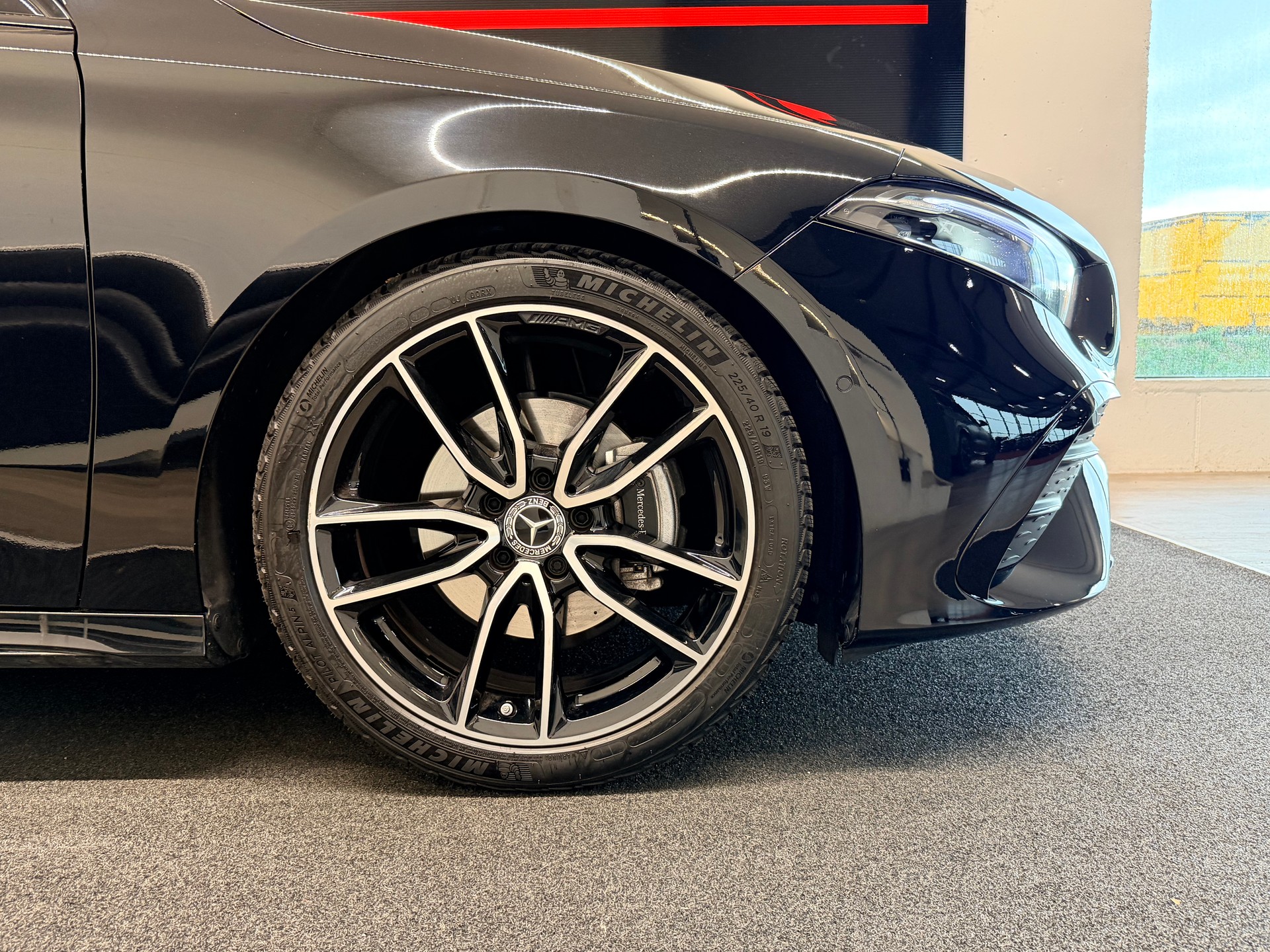 MERCEDES-BENZ A 200 AMG 7G-DCT-image-5