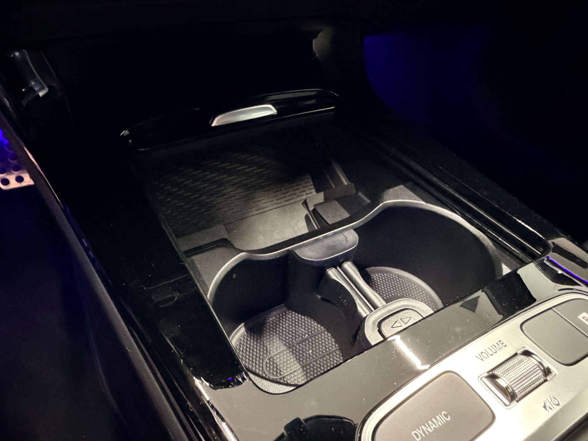 MERCEDES-BENZ A 200 AMG 7G-DCT-image-23