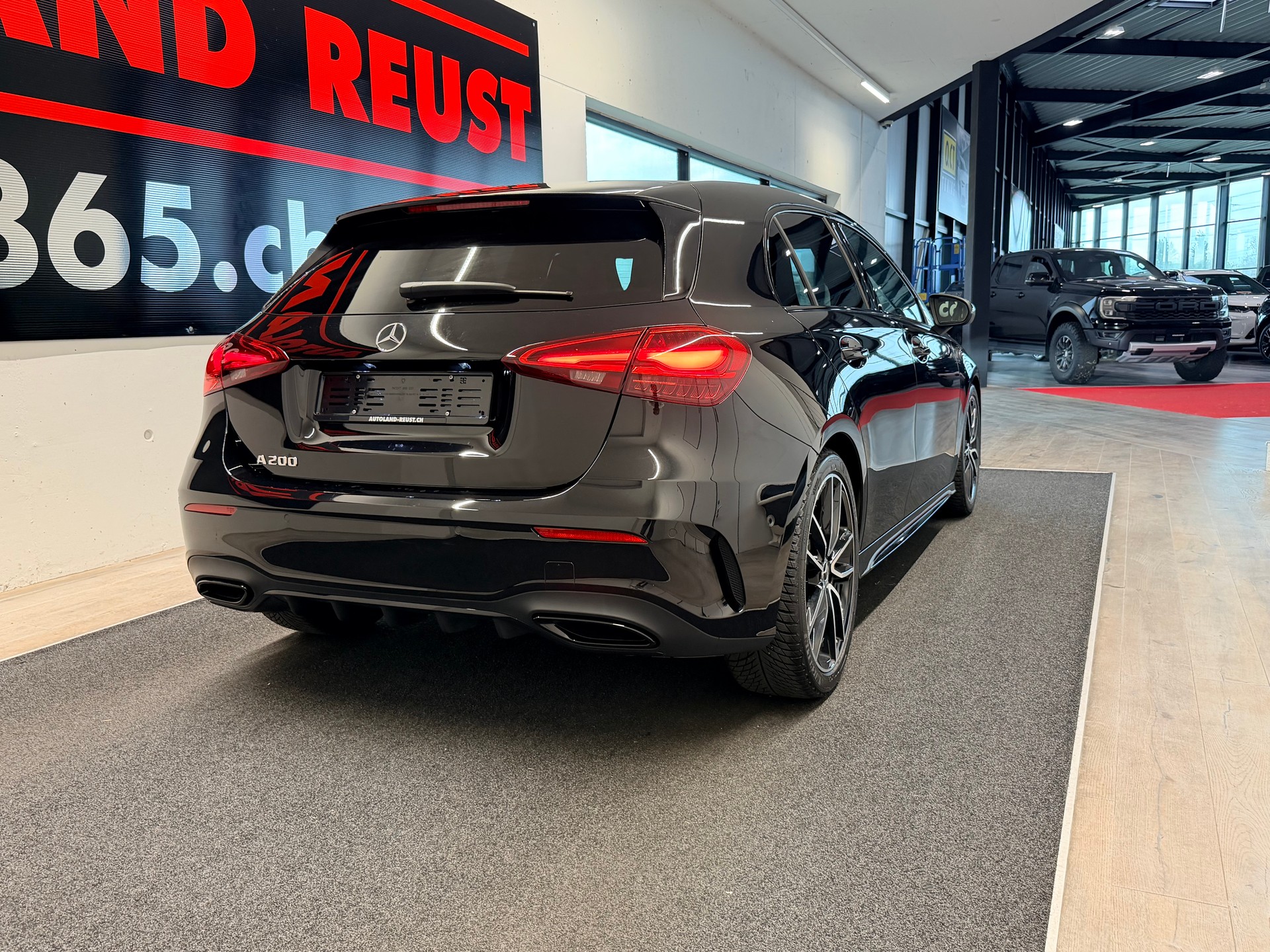 MERCEDES-BENZ A 200 AMG 7G-DCT-image-6