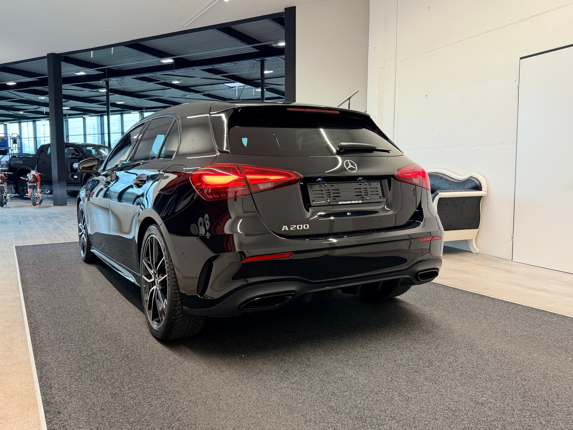 MERCEDES-BENZ A 200 AMG 7G-DCT-image-7