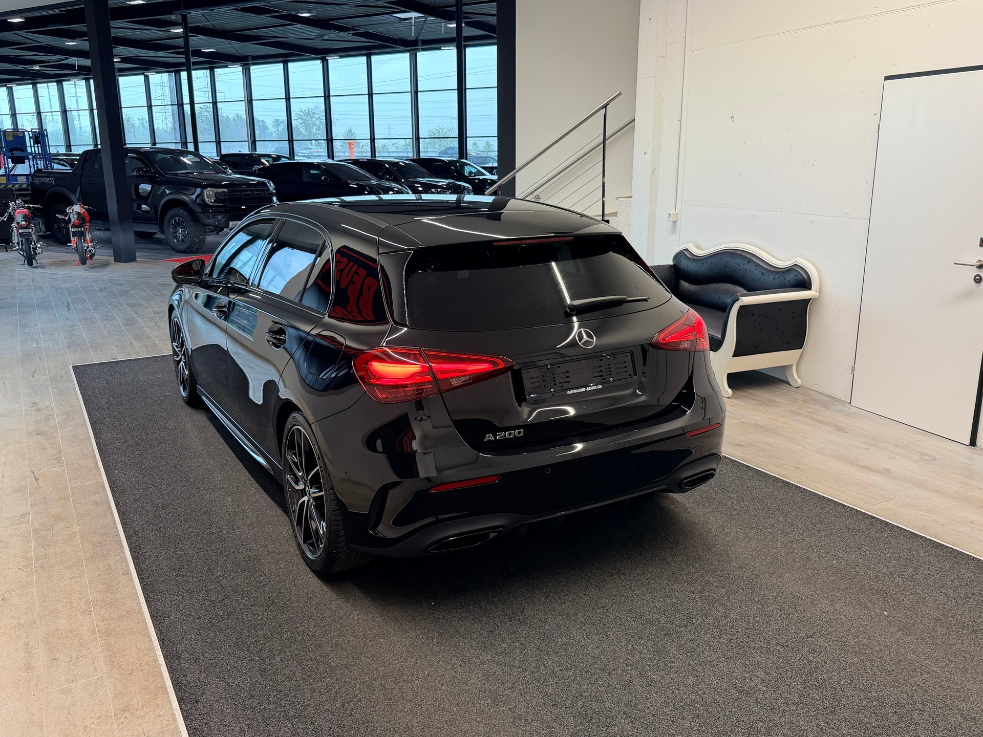 MERCEDES-BENZ A 200 AMG 7G-DCT-image-8