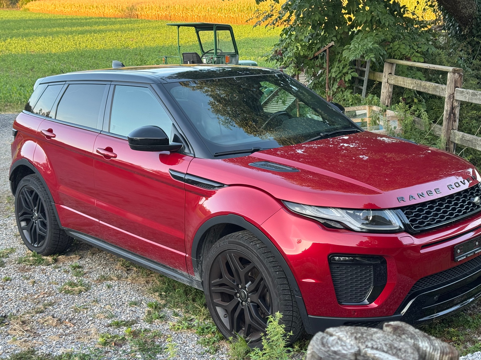 LAND ROVER Range Rover Evoque 2.0 TD4 HSE Dynamic AT9-image-4