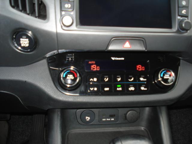 KIA Sportage 2.0 CRDi Style-image-20