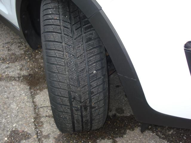 KIA Sportage 2.0 CRDi Style-image-16