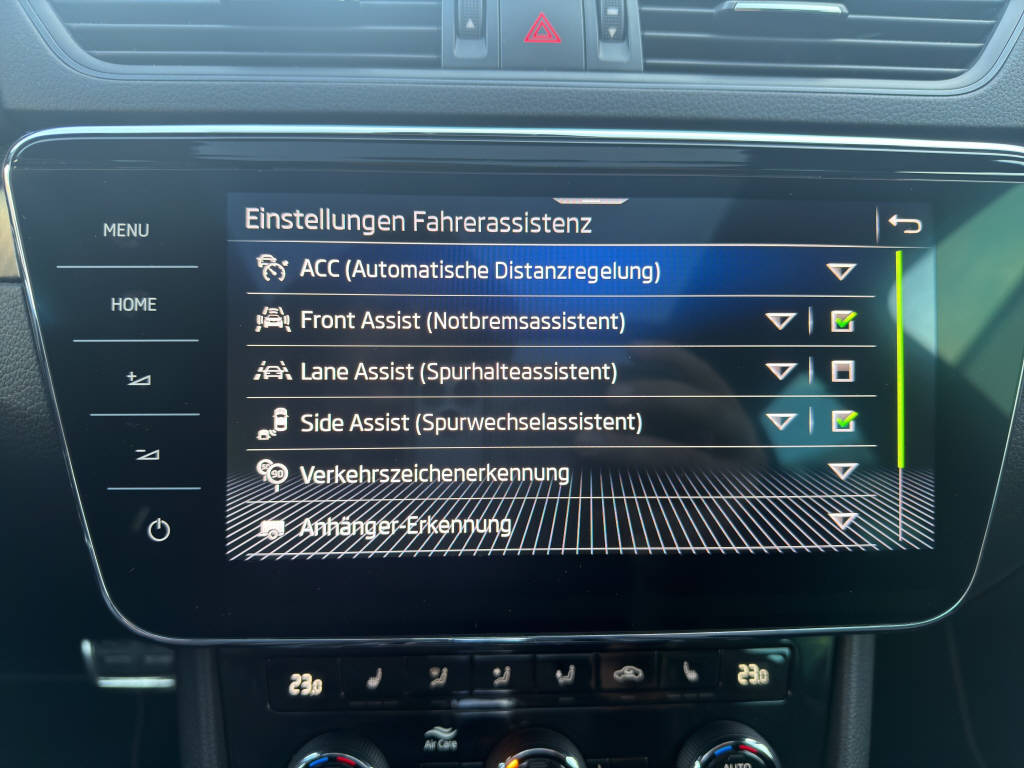 SKODA Superb Combi 2.0 TDI 190 SportLine 4x4 DSG-image-22