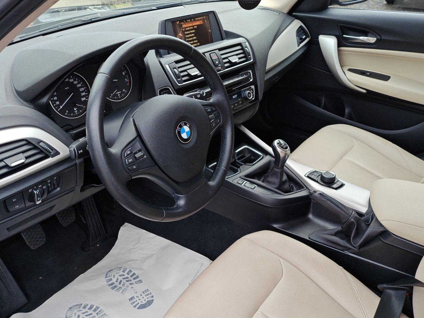 BMW 120i – 177 ch 5 portes – Écran iDrive, DAB, clim auto [Expertisé + Garantie 12 mois]-image-14