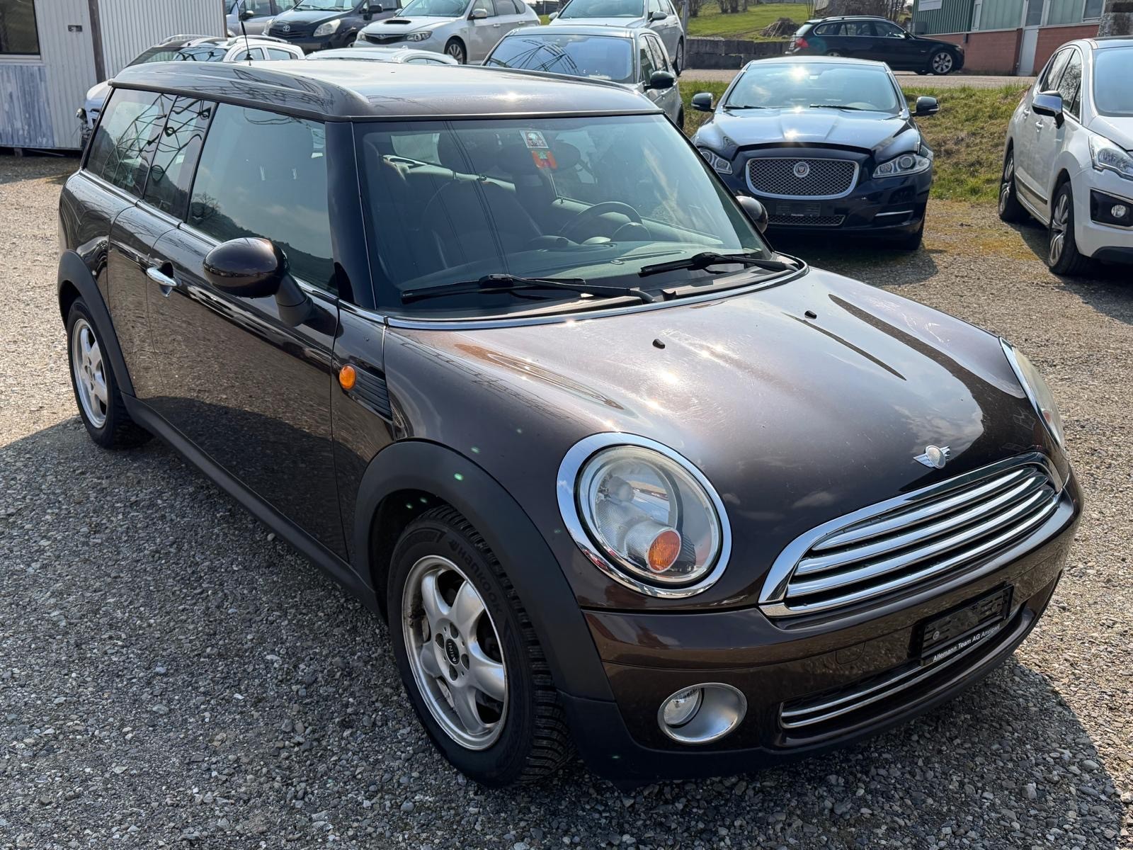 MINI Clubman Cooper-image-1