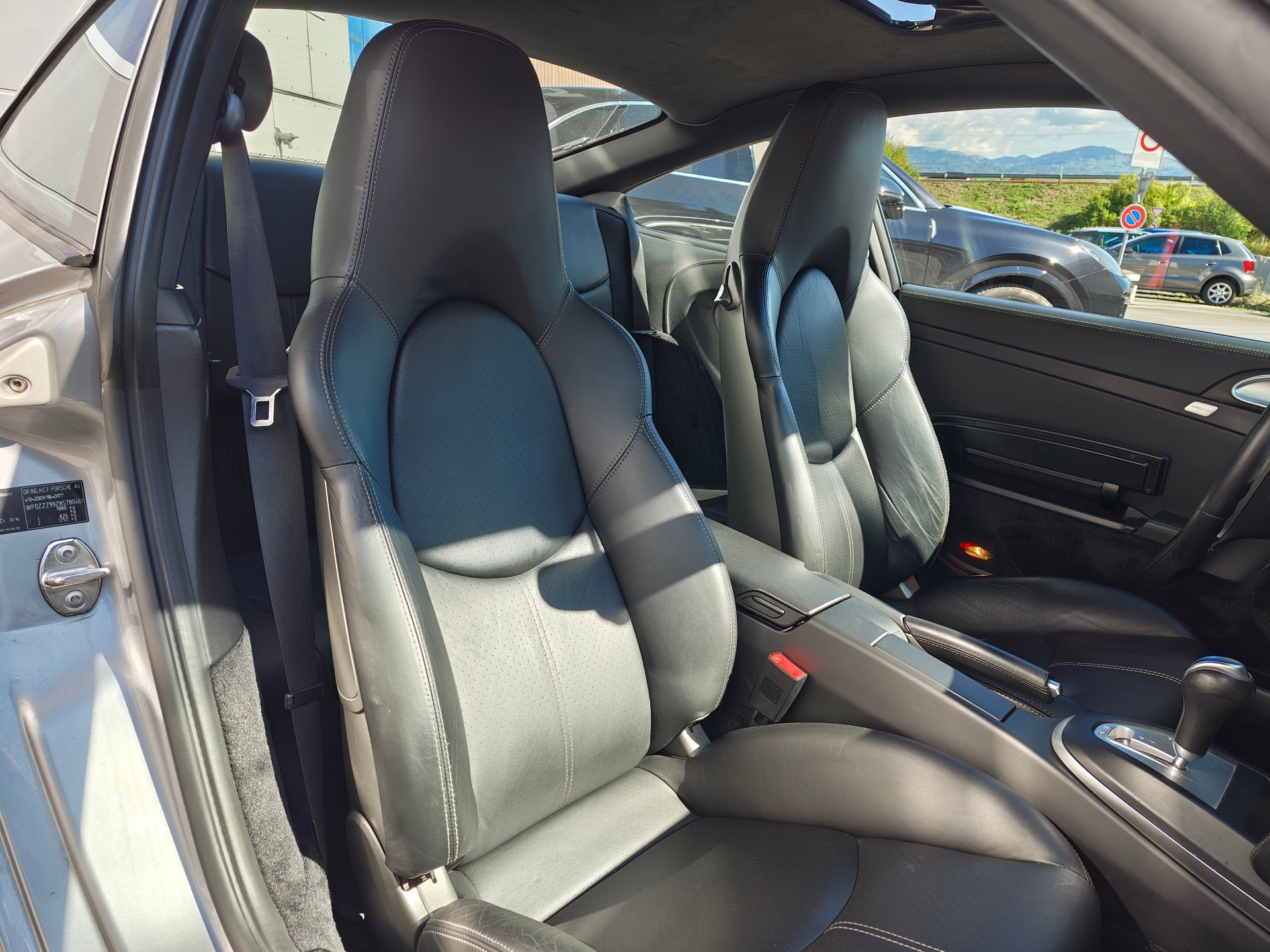 PORSCHE 911 Turbo-image-4