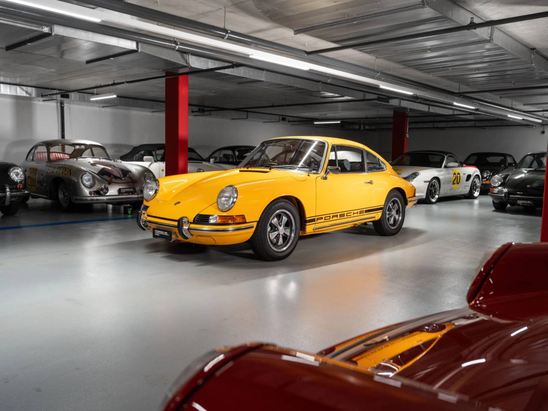 PORSCHE 911 T 2.4 Coupé-image-0