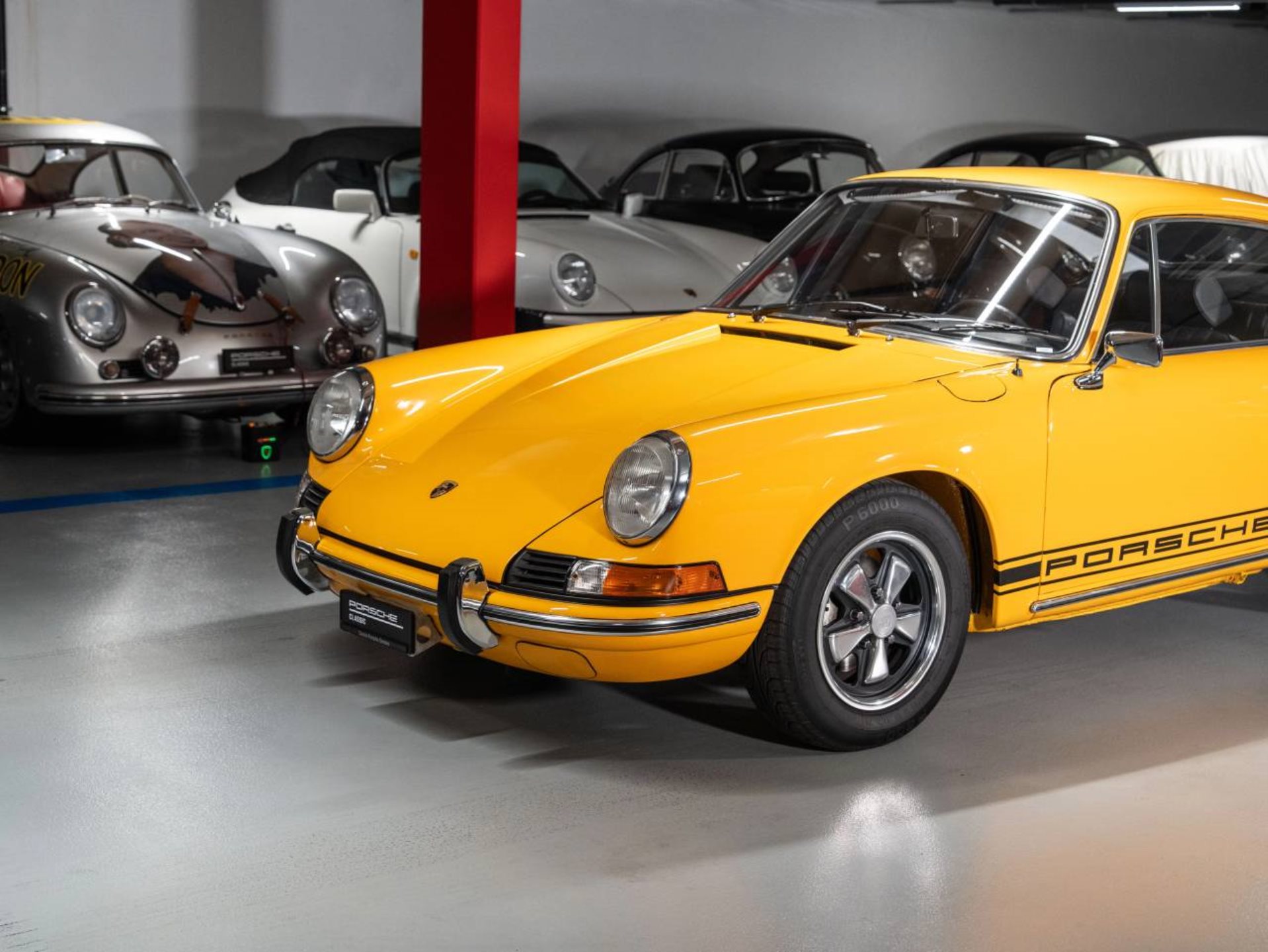 PORSCHE 911 T 2.4 Coupé-image-3