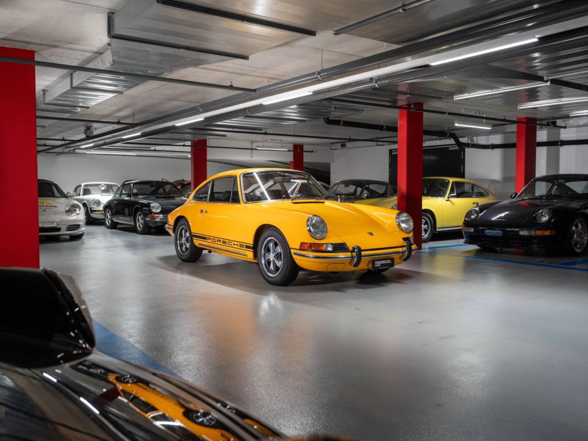 PORSCHE 911 T 2.4 Coupé-image-2