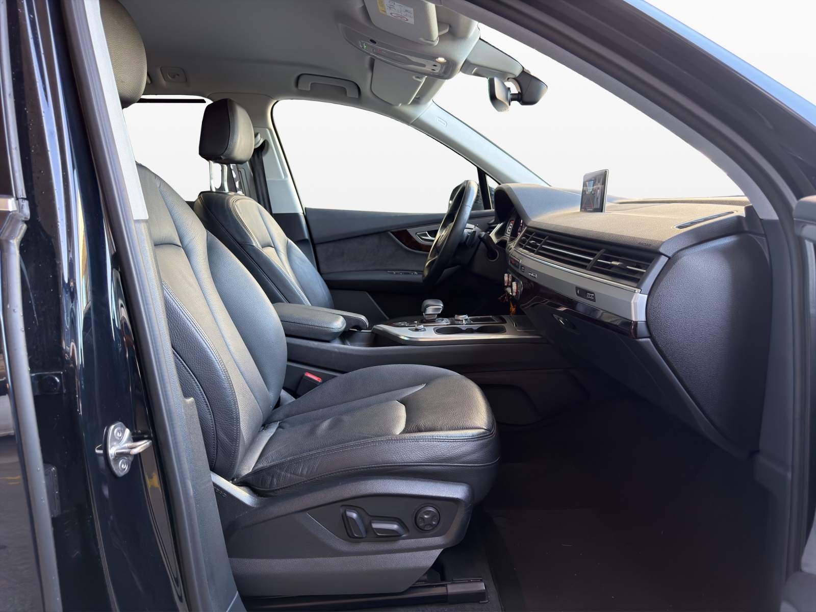 AUDI Q7 3.0 TDI quattro tiptronic-image-14