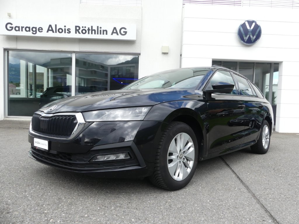 SKODA Octavia Combi 2.0 TDI DSG Ambition 4x4