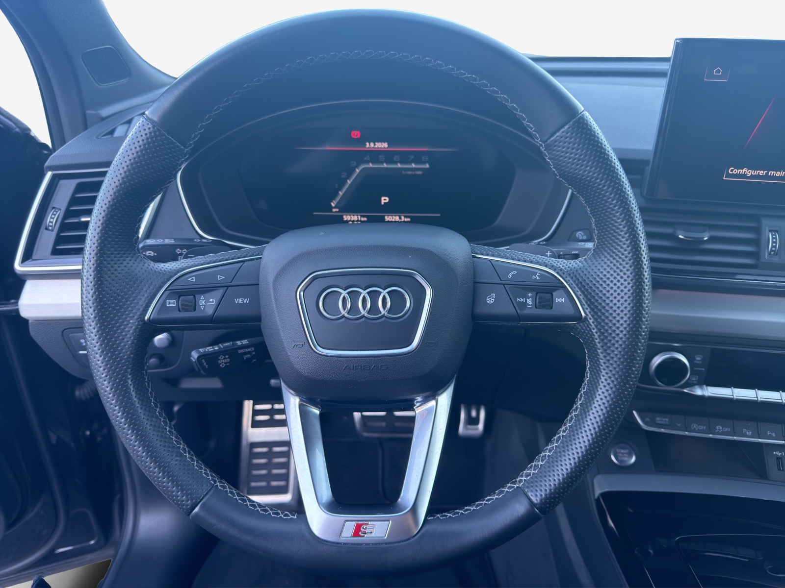 AUDI Q5 40 TFSI S line quattro S-tronic-image-9