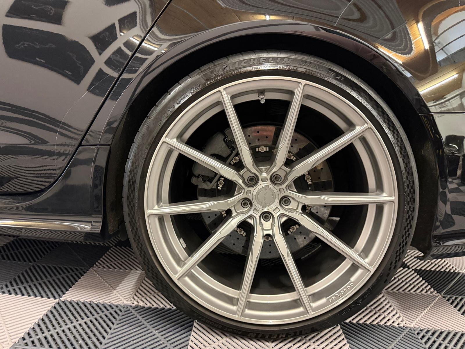 AUDI RS6 Avant 4.0 TFSI V8 quattro Tiptronic-image-30
