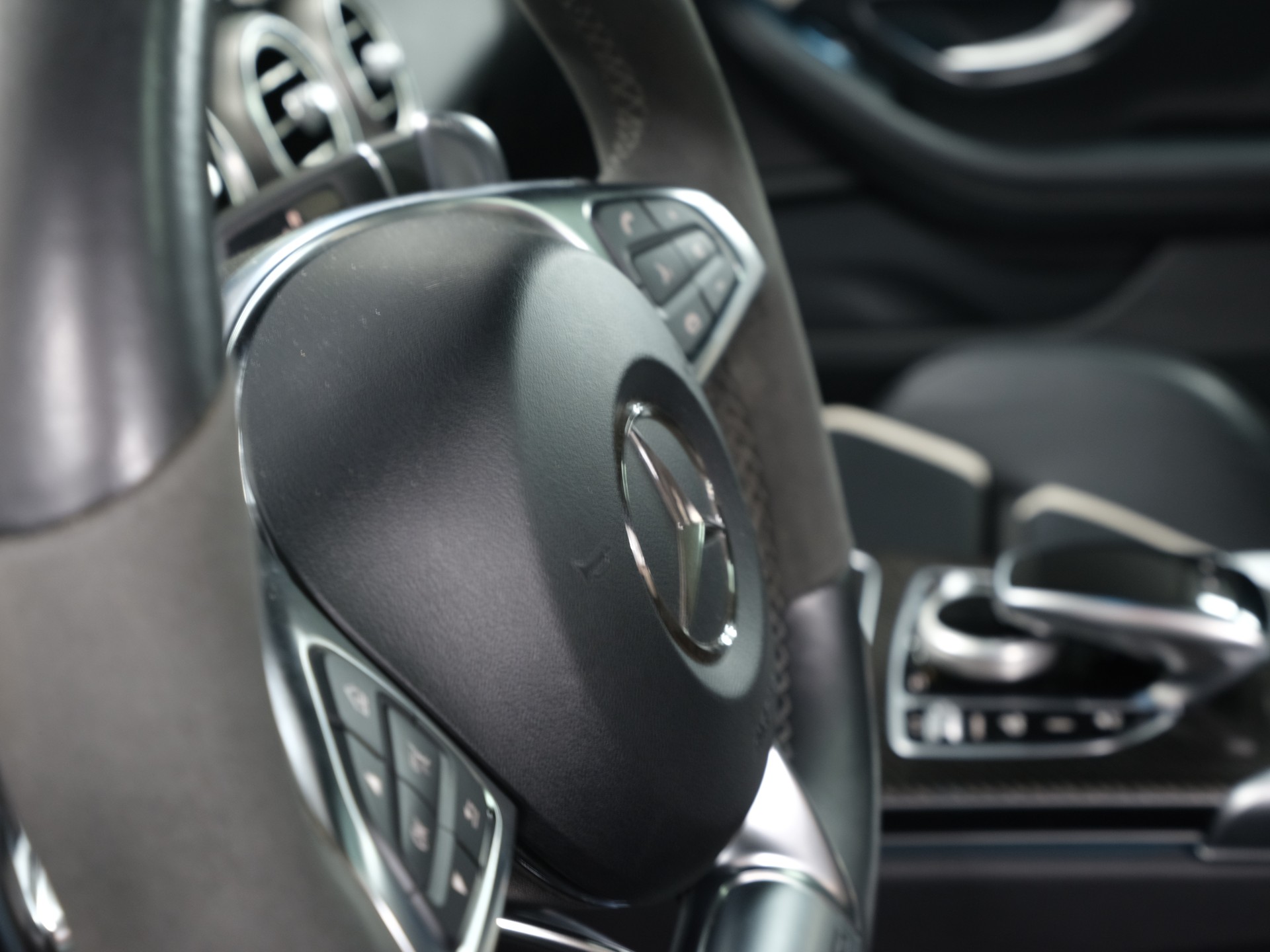 MERCEDES-BENZ C 63 S AMG Edition 1 Speedshift *Akrapovic* *Burmester* *Panorama*-image-25