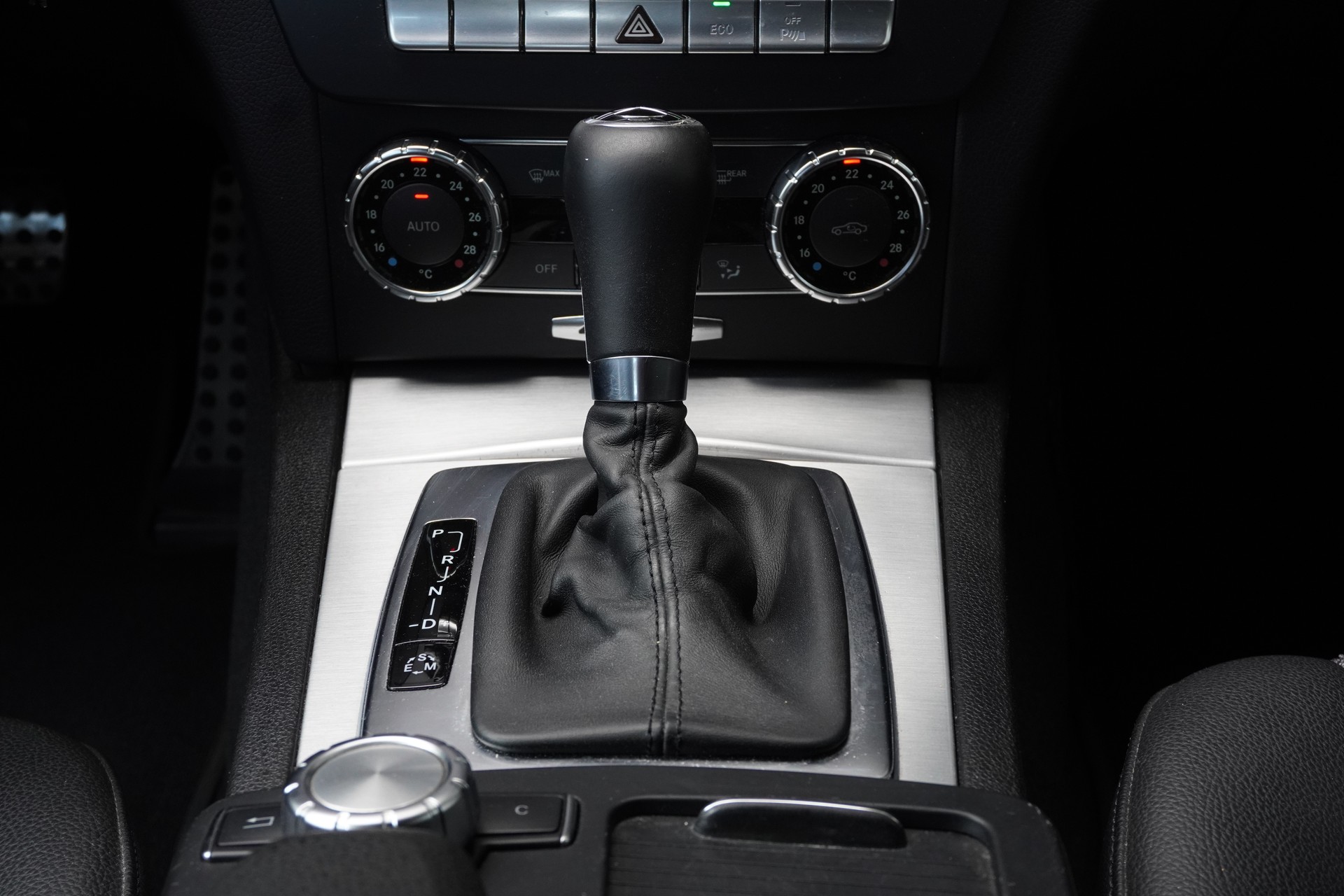 MERCEDES-BENZ C 250 CDI Avantgarde 4Matic 7G-Tronic-image-12