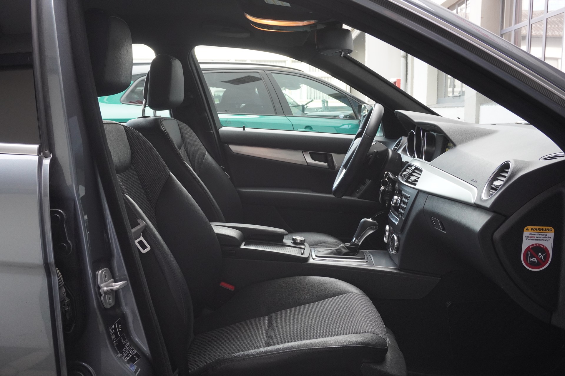 MERCEDES-BENZ C 250 CDI Avantgarde 4Matic 7G-Tronic-image-13