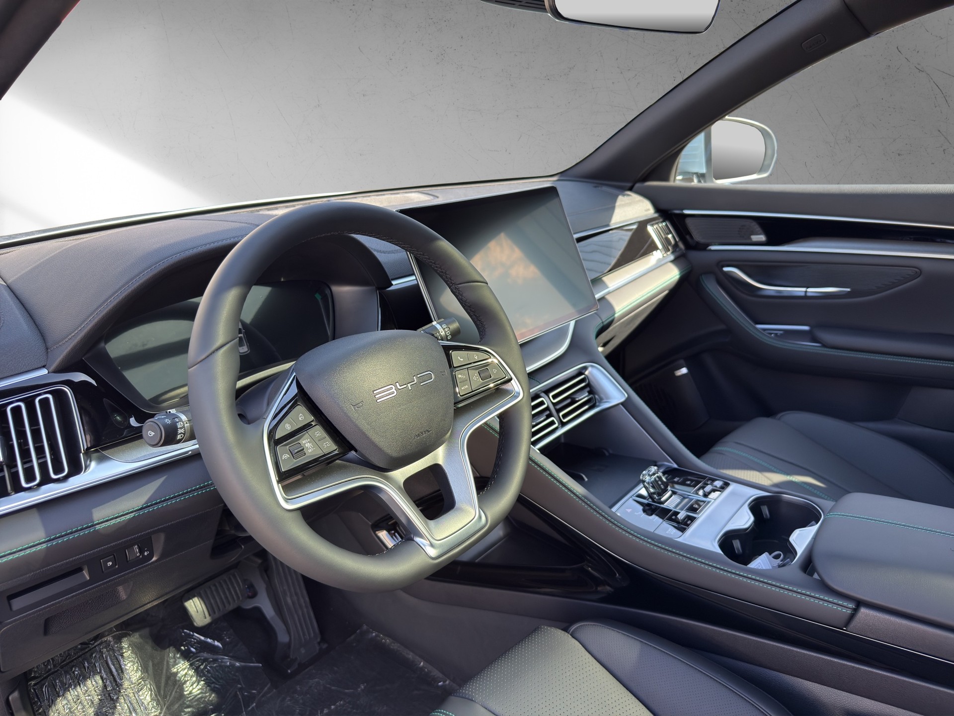 BYD Seal U DM-i Design AWD-image-5