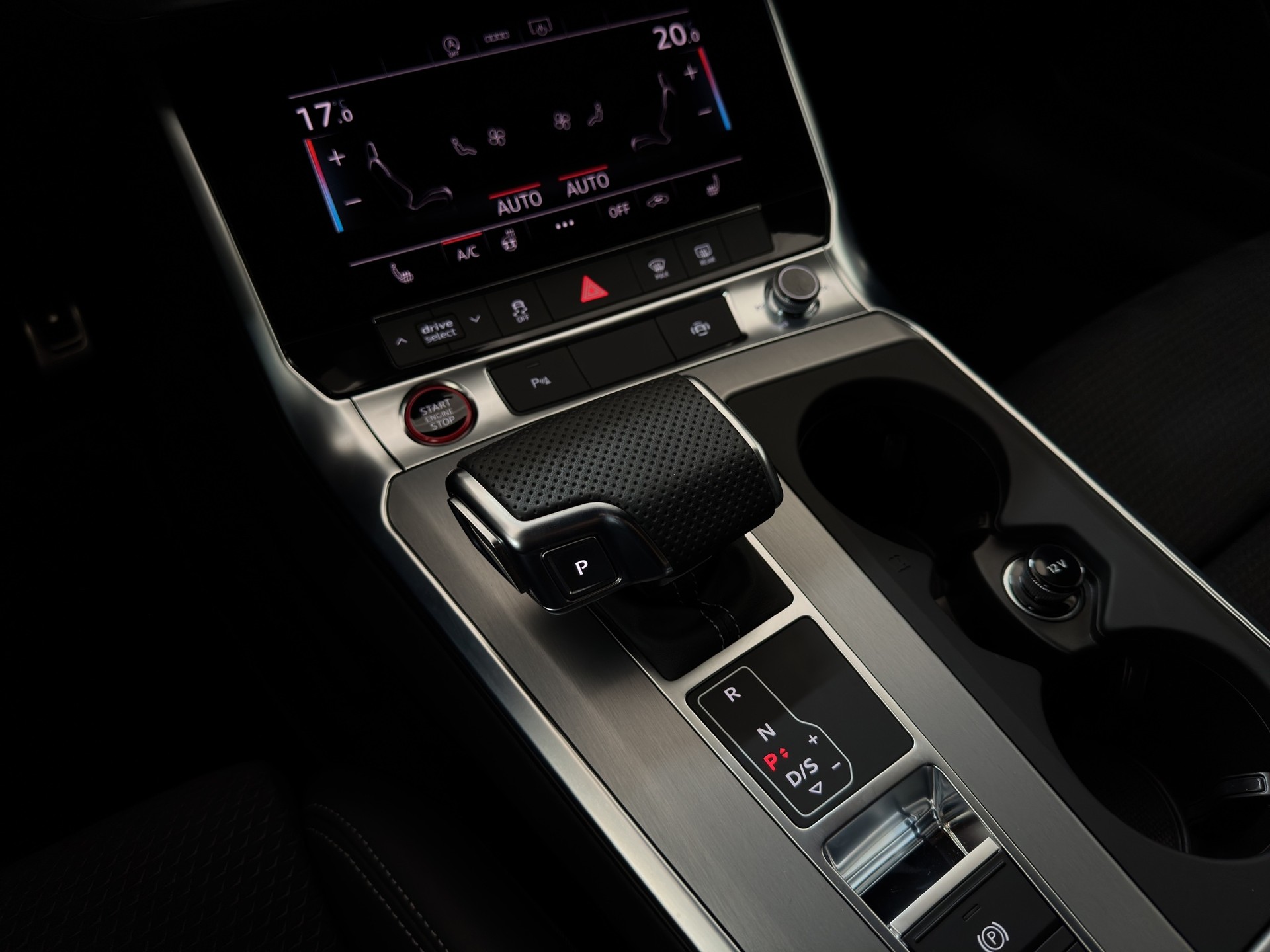 AUDI S6 Limousine 3.0 TDI quattro "Matrix-21"-Sportsitze"-image-14