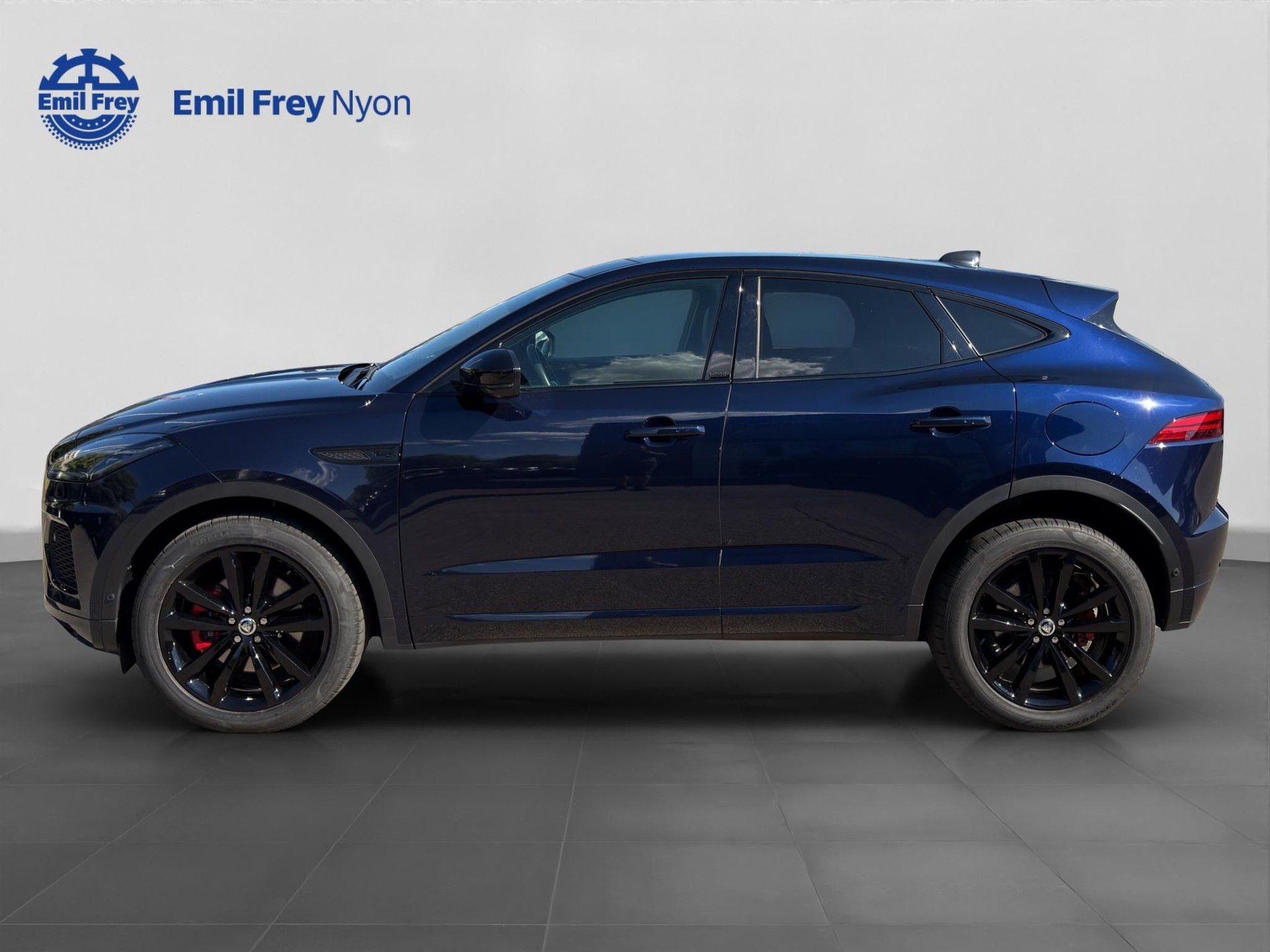 JAGUAR E-Pace 1.5 T 300e R-Dynamic SE AWD-image-2