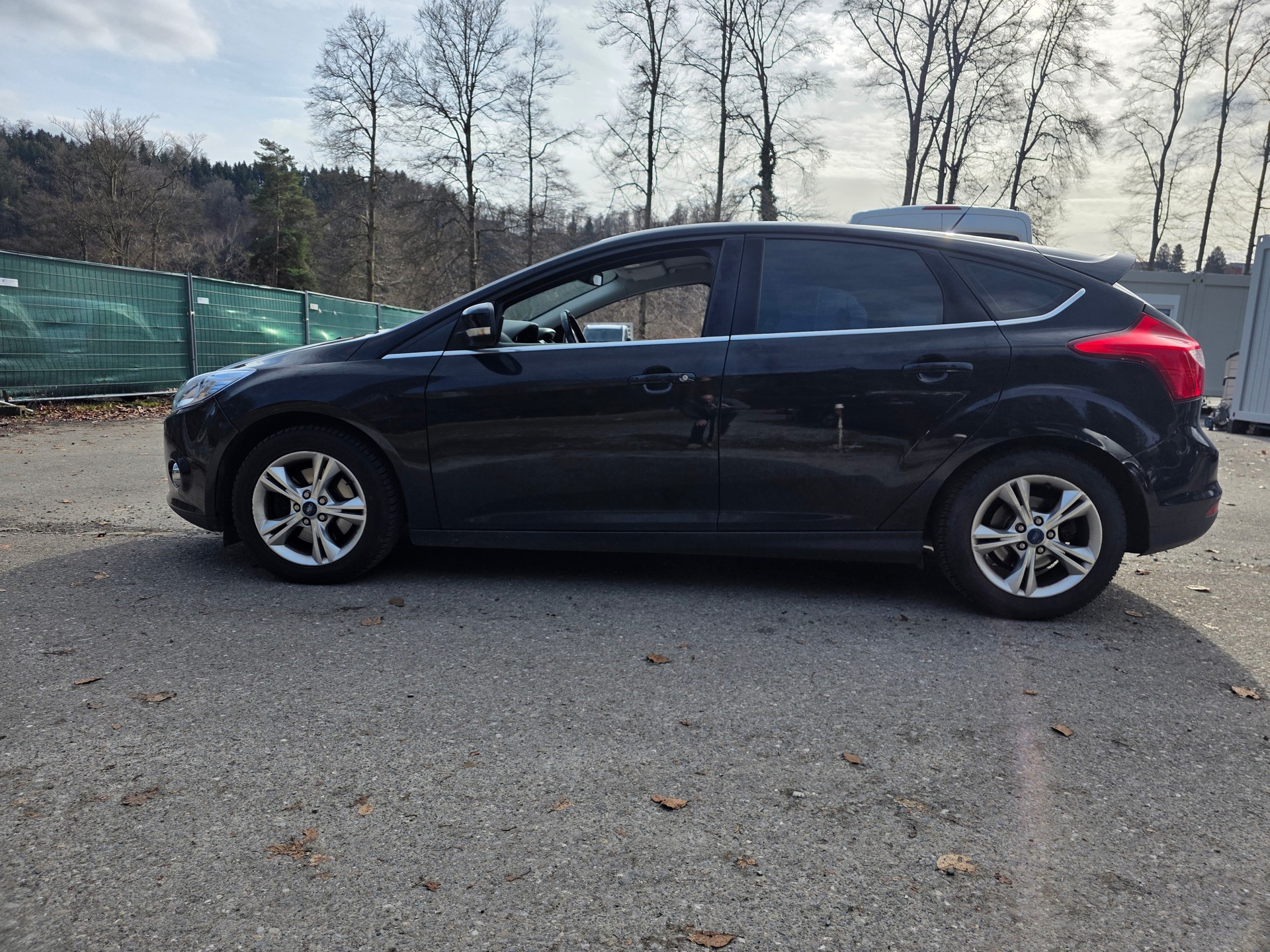 FORD Focus 1.6 SCTi Trend-image-4