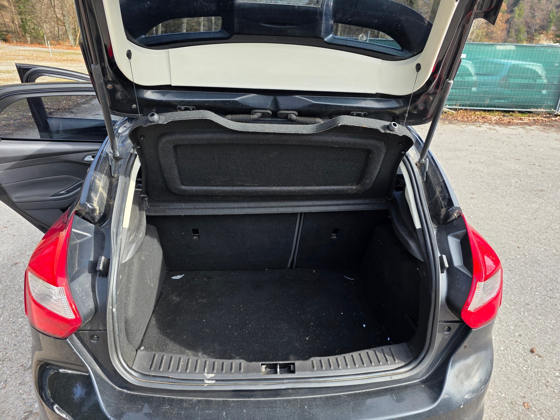 FORD Focus 1.6 SCTi Trend-image-10