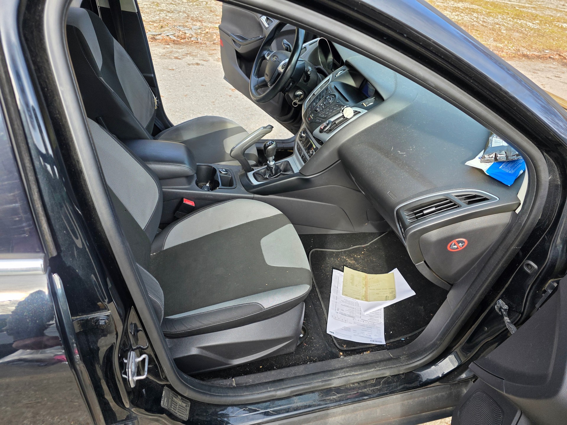 FORD Focus 1.6 SCTi Trend-image-9